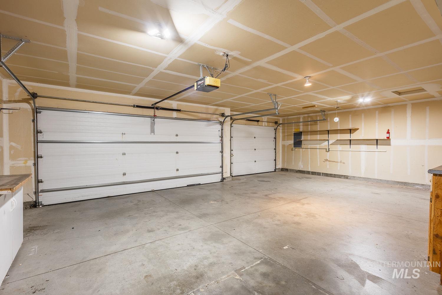 235 S Alcove Ave, Star, Idaho 83669, 3 Bedrooms, 2 Bathrooms, Residential For Sale, Price $450,000,MLS 98979468