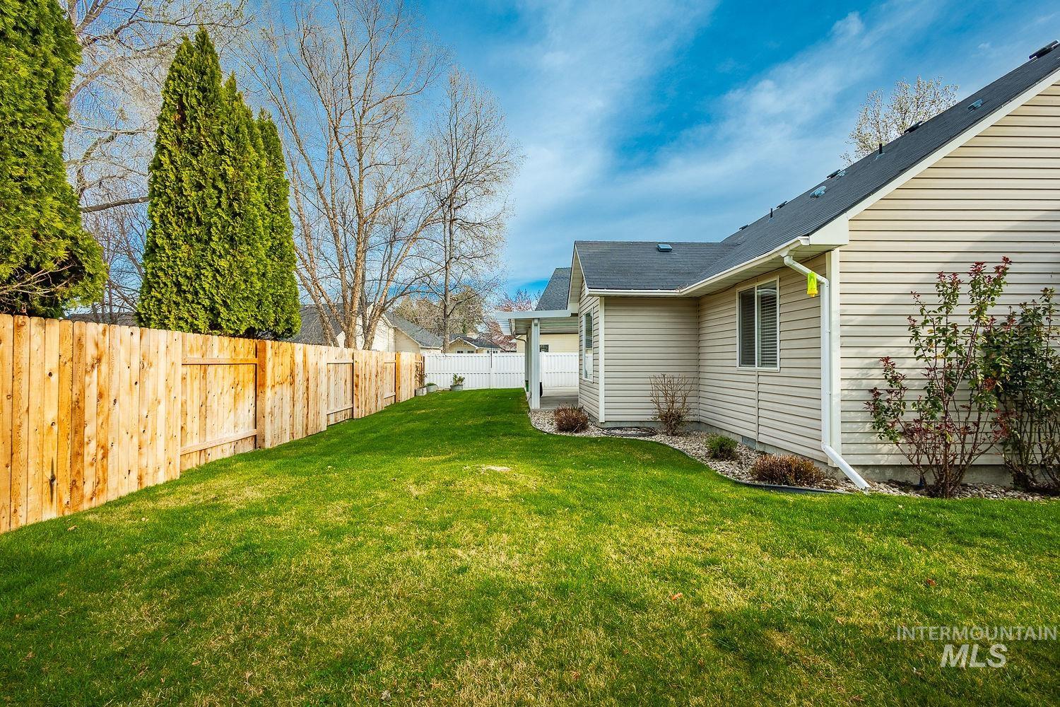 235 S Alcove Ave, Star, Idaho 83669, 3 Bedrooms, 2 Bathrooms, Residential For Sale, Price $450,000,MLS 98979468