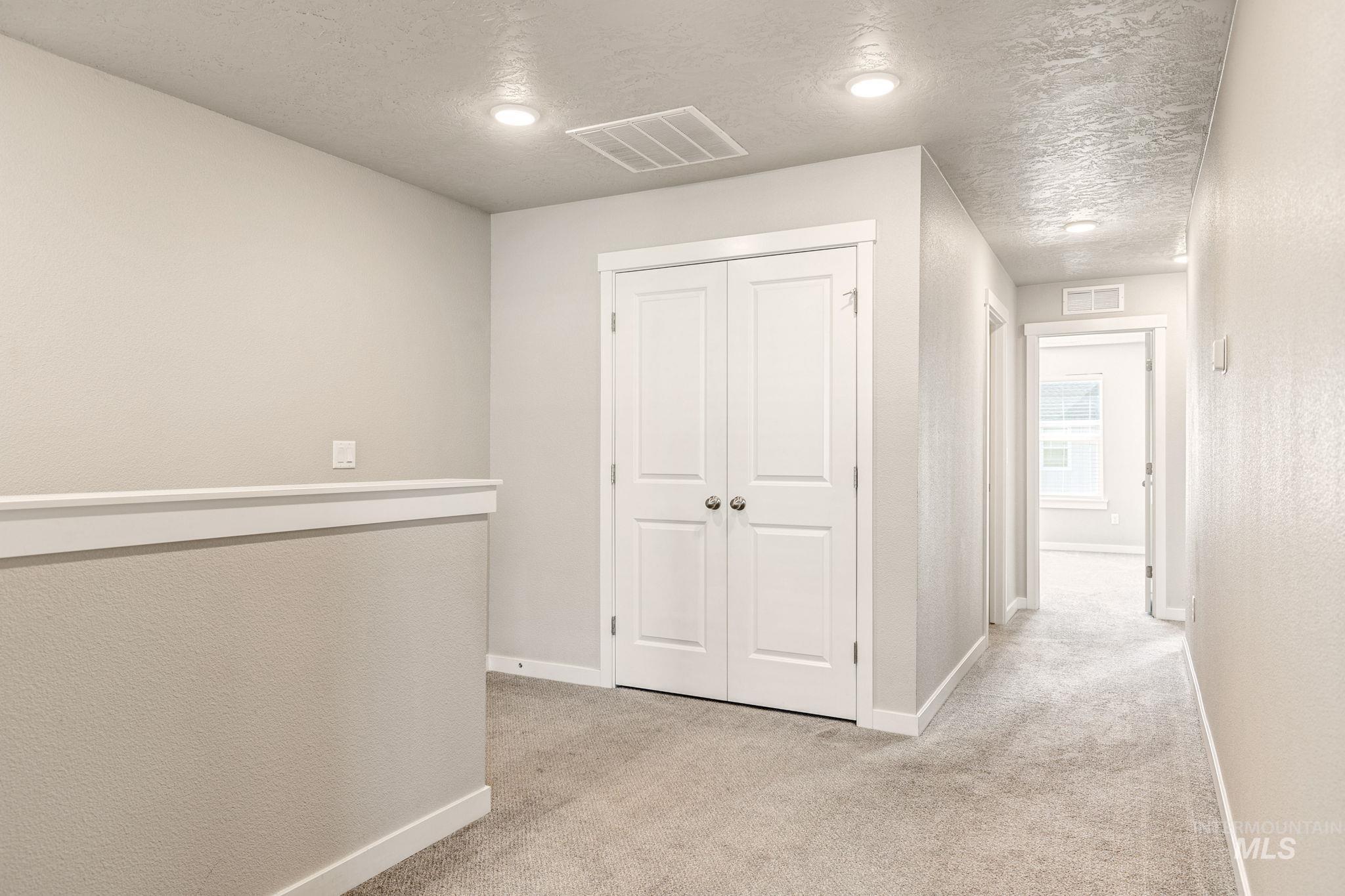 407 N Tessa Lane, Meridian, Idaho 83642, 3 Bedrooms, 2.5 Bathrooms, Residential For Sale, Price $399,900,MLS 98979470