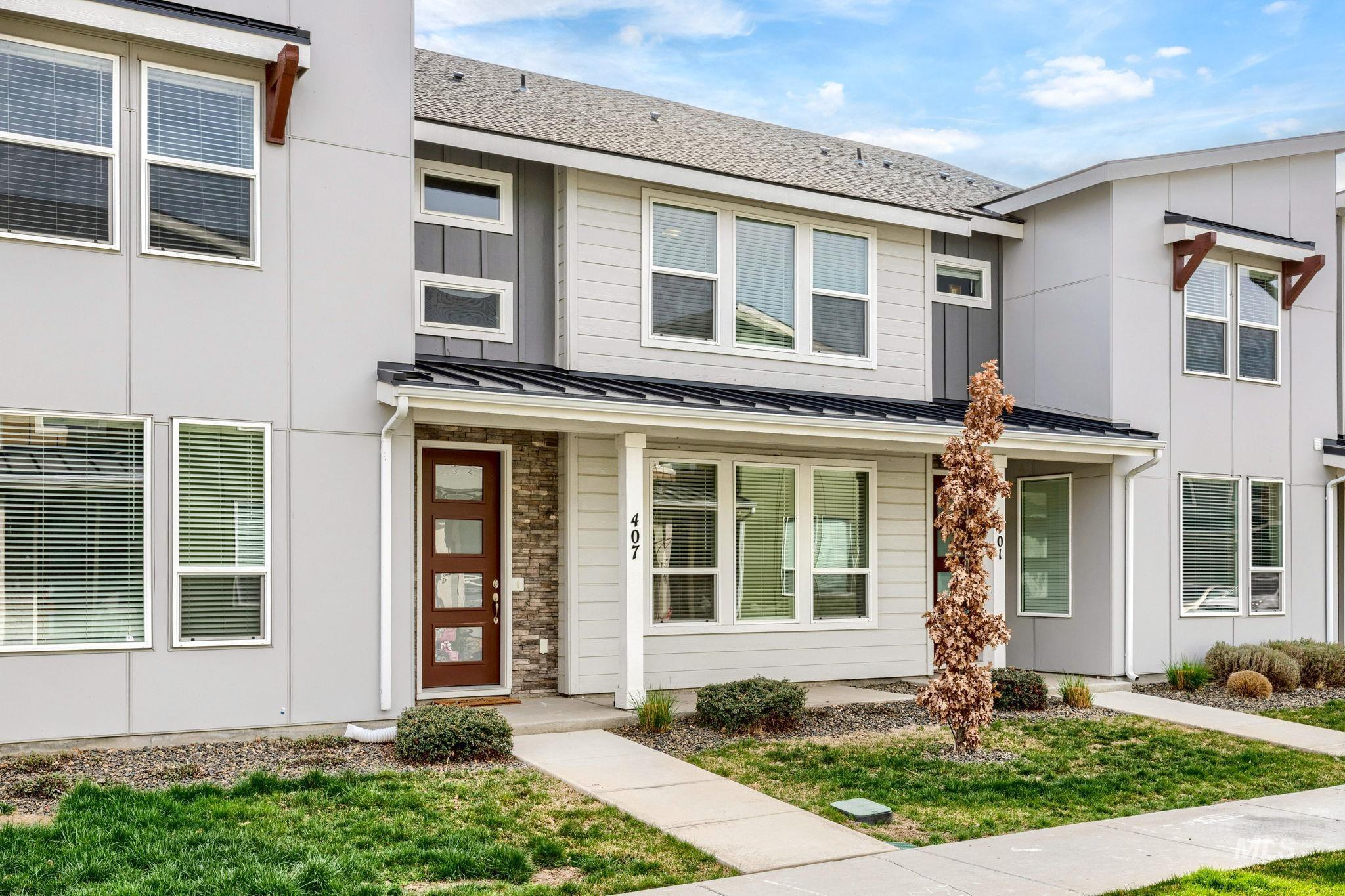 407 N Tessa Lane, Meridian, Idaho 83642, 3 Bedrooms, 2.5 Bathrooms, Residential For Sale, Price $399,900,MLS 98979470