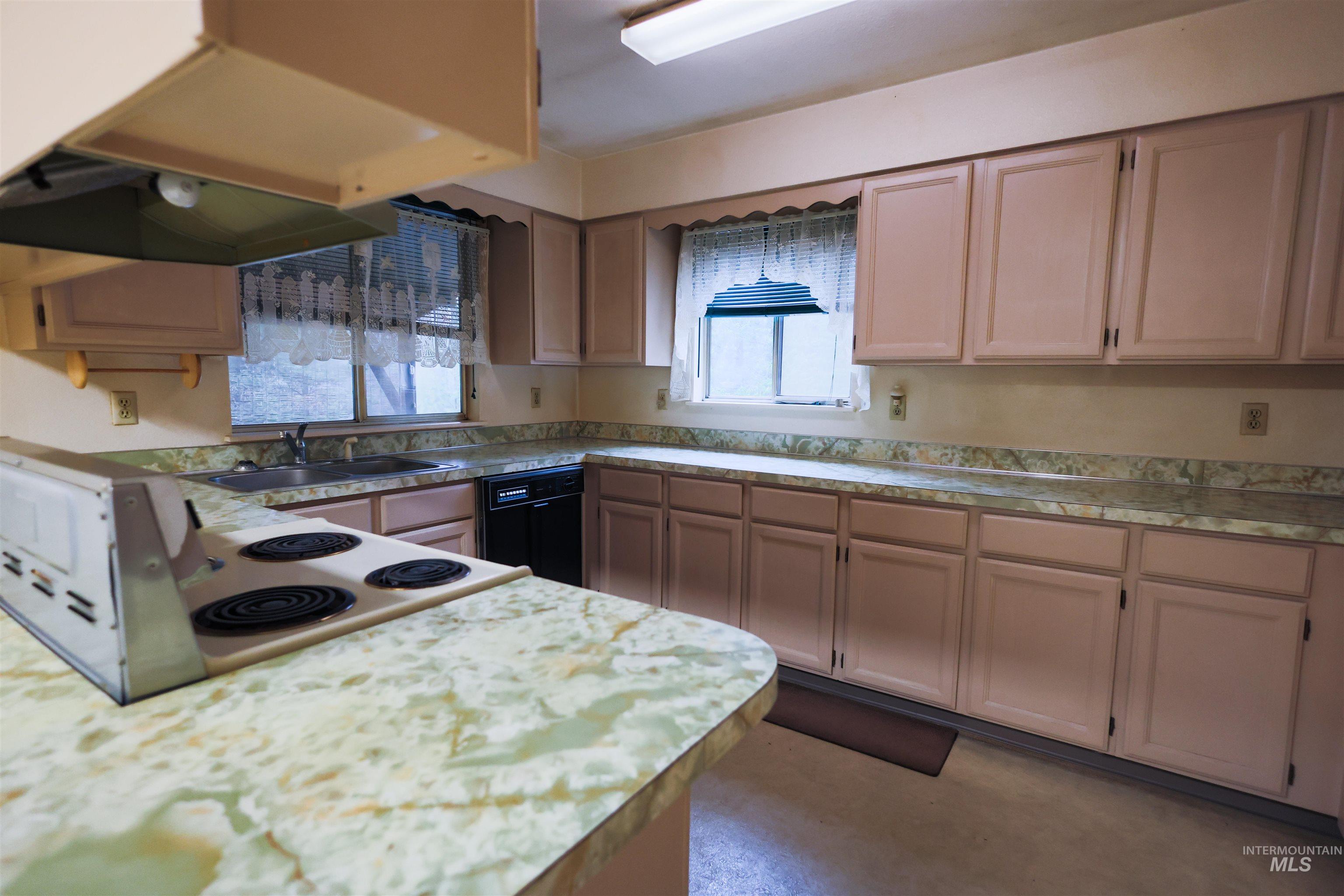 717 Big Cedar Road, Kooskia, Idaho 83539, 4 Bedrooms, 2 Bathrooms, Residential For Sale, Price $439,000,MLS 98979471