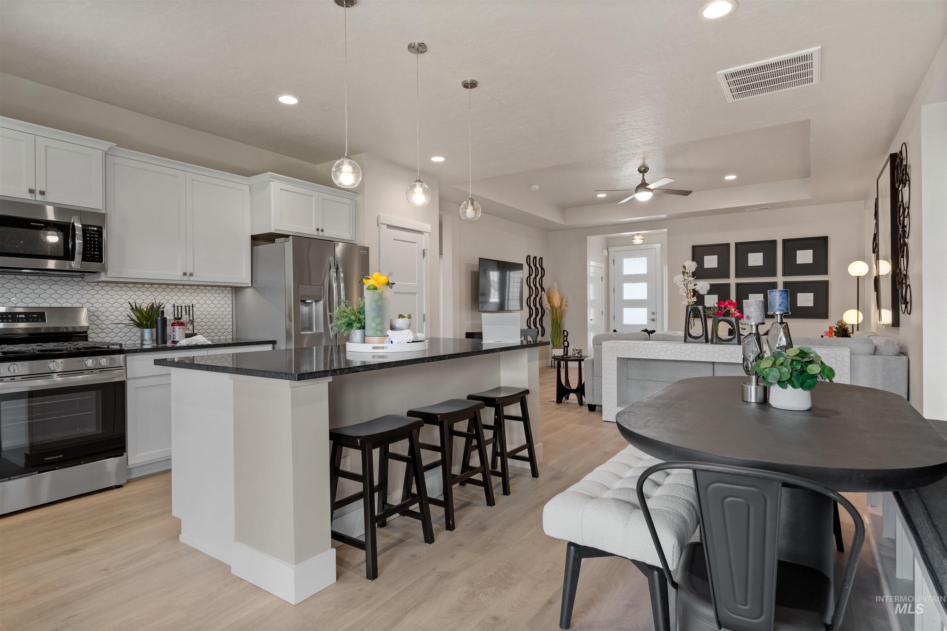 1581 SW Silverstone Ave, Mountain Home, Idaho 83647, 3 Bedrooms, 2 Bathrooms, Residential For Sale, Price $399,990, 98979472