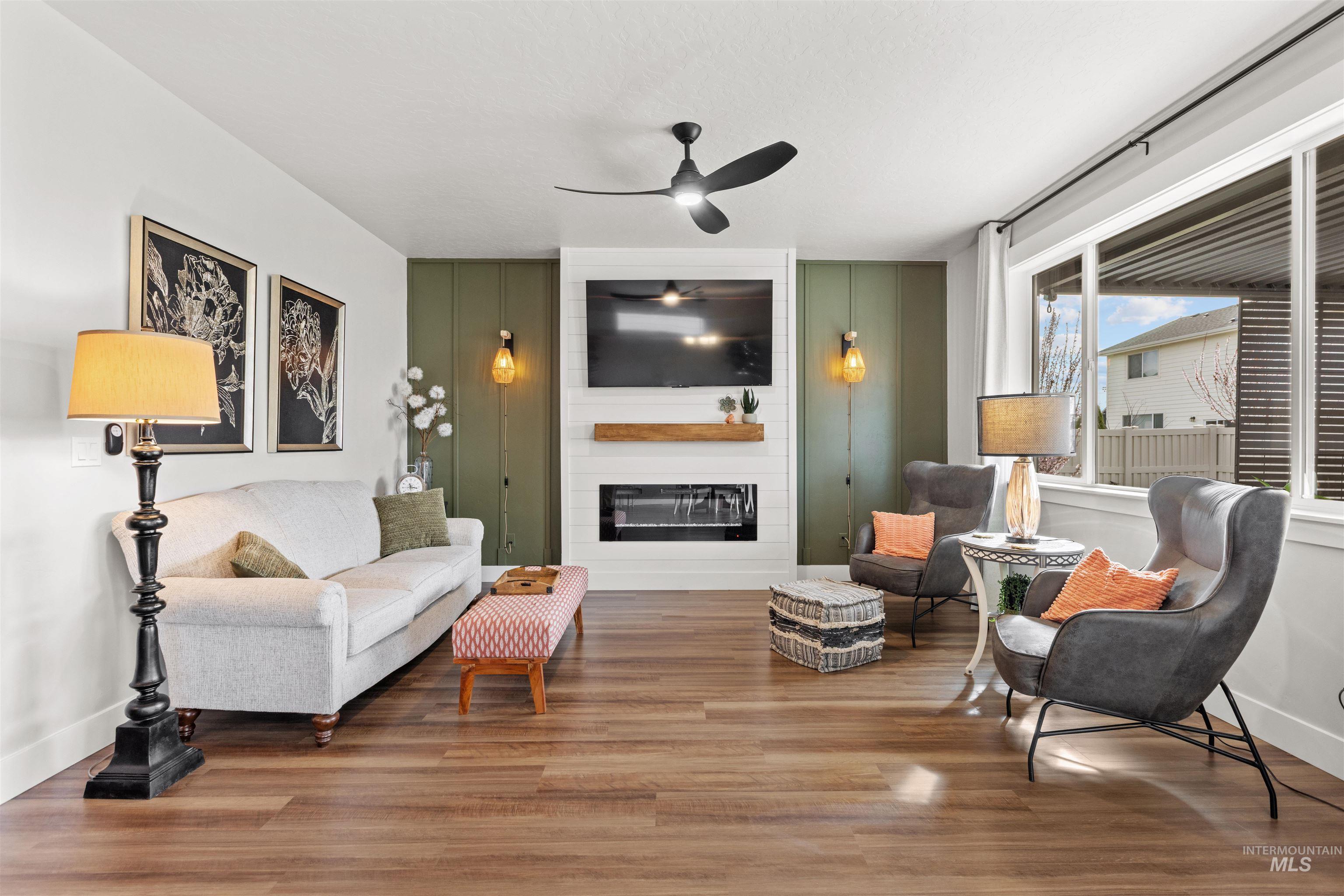 2207 W Gelding St, Middleton, Idaho 83644, 3 Bedrooms, 2 Bathrooms, Residential For Sale, Price $424,900,MLS 98979473