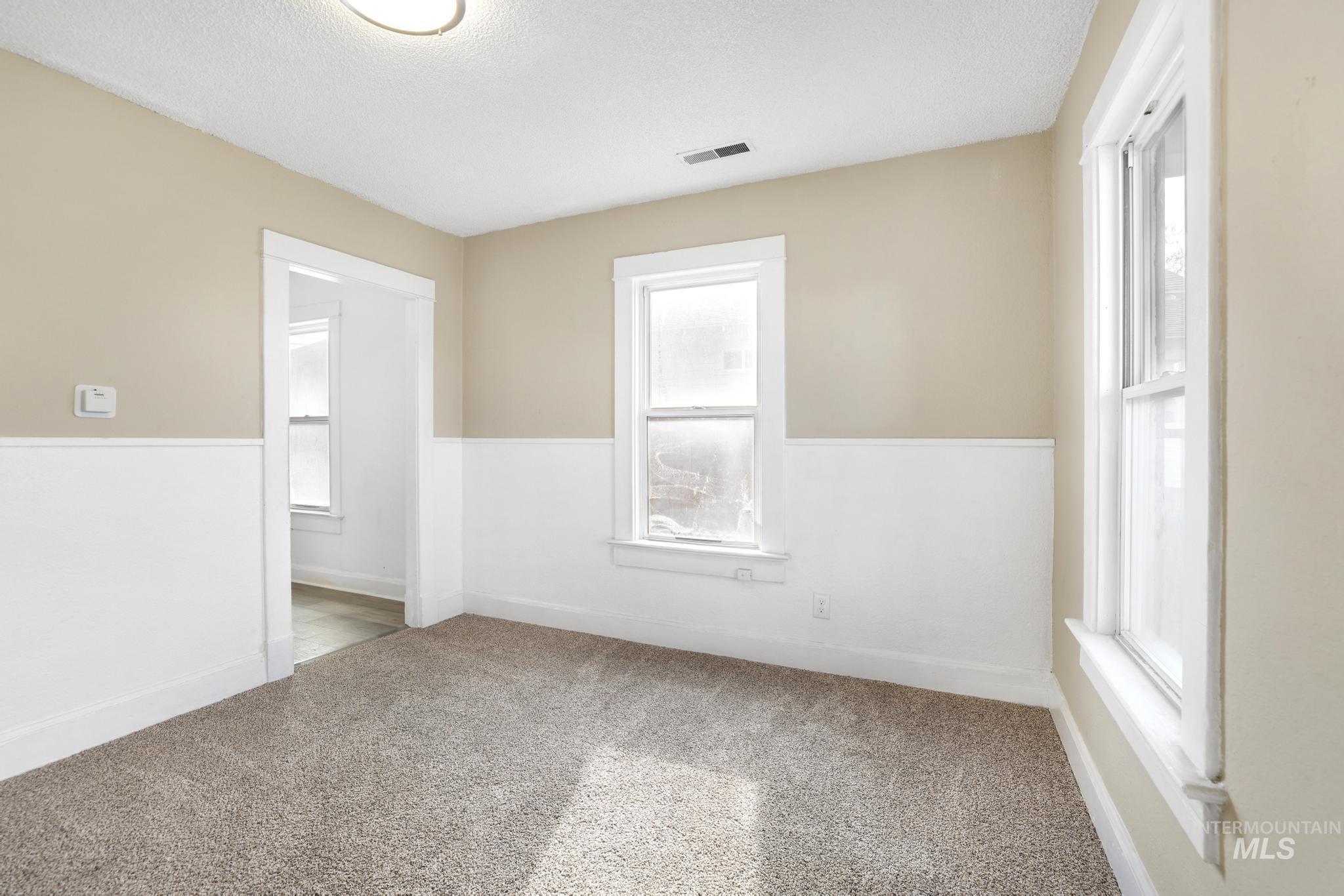 512 N 11th Ave, Buhl, Idaho 83316, 3 Bedrooms, 2 Bathrooms, Residential For Sale, Price $265,000,MLS 98979474