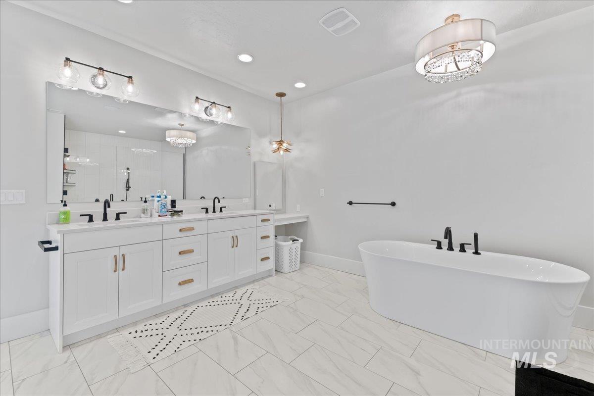 6420 W Biathlon St, Eagle, Idaho 83616, 5 Bedrooms, 7 Bathrooms, Residential For Sale, Price $2,999,999,MLS 98979476