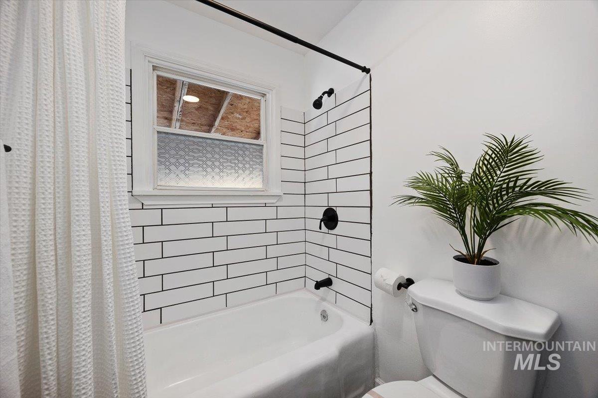 624 N 11th Ave, Buhl, Idaho 83316, 2 Bedrooms, 1 Bathroom, Residential For Sale, Price $275,000,MLS 98979477