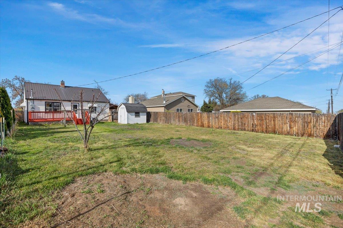 624 N 11th Ave, Buhl, Idaho 83316, 2 Bedrooms, 1 Bathroom, Residential For Sale, Price $275,000,MLS 98979477