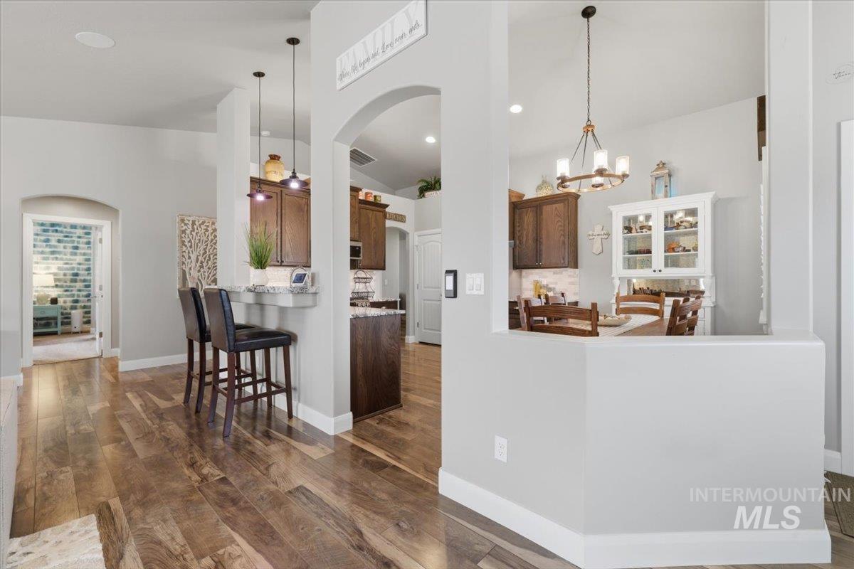 9382 S Updale Avenue, Kuna, Idaho 83634, 3 Bedrooms, 2 Bathrooms, Residential For Sale, Price $469,990, 98979478