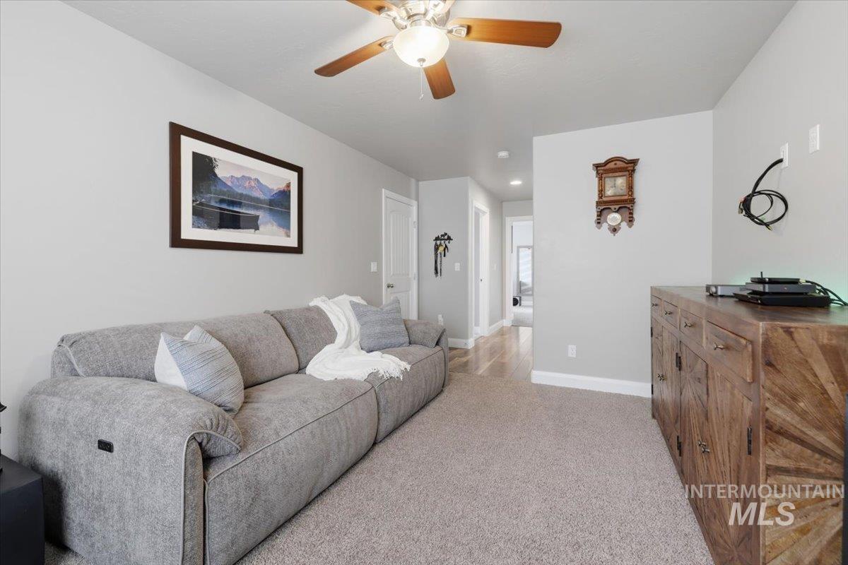 9382 S Updale Avenue, Kuna, Idaho 83634, 3 Bedrooms, 2 Bathrooms, Residential For Sale, Price $469,990, 98979478