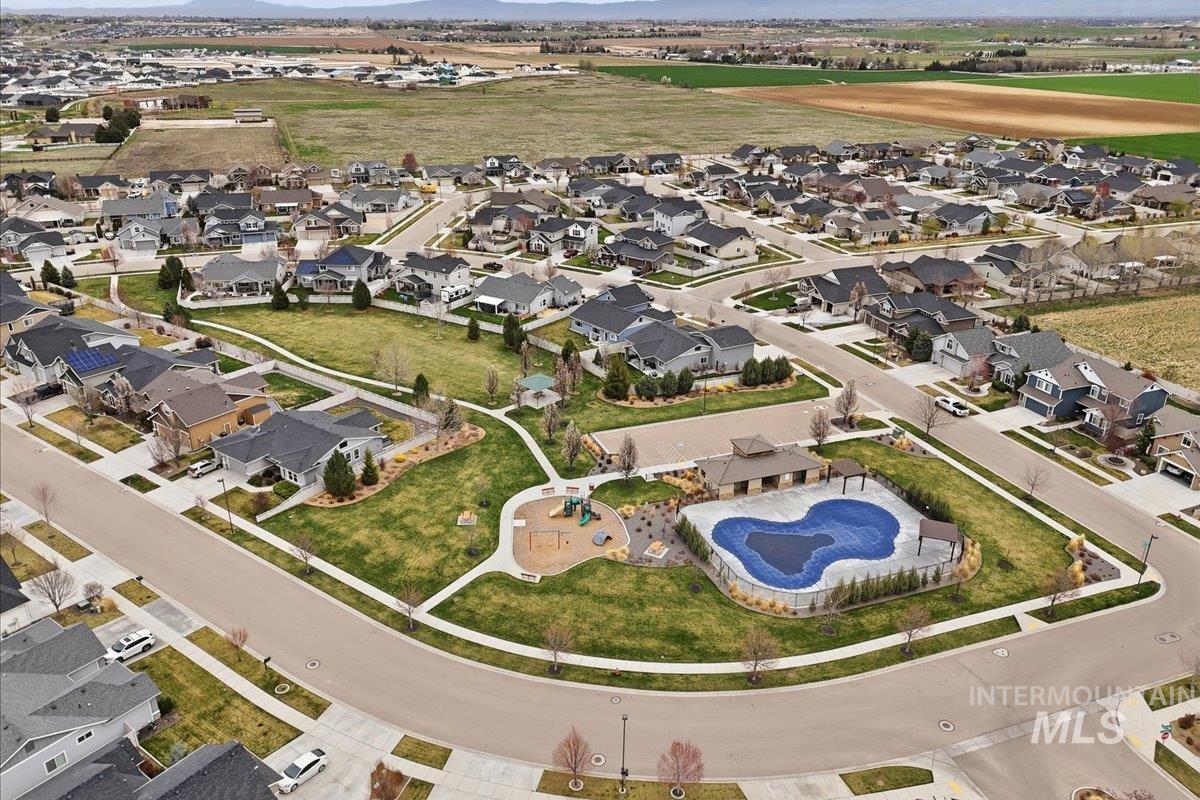 9382 S Updale Avenue, Kuna, Idaho 83634, 3 Bedrooms, 2 Bathrooms, Residential For Sale, Price $469,990, 98979478