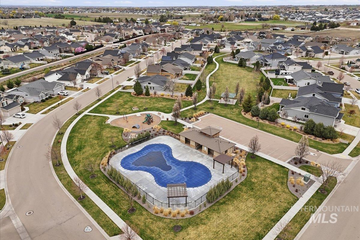 9382 S Updale Avenue, Kuna, Idaho 83634, 3 Bedrooms, 2 Bathrooms, Residential For Sale, Price $469,990, 98979478