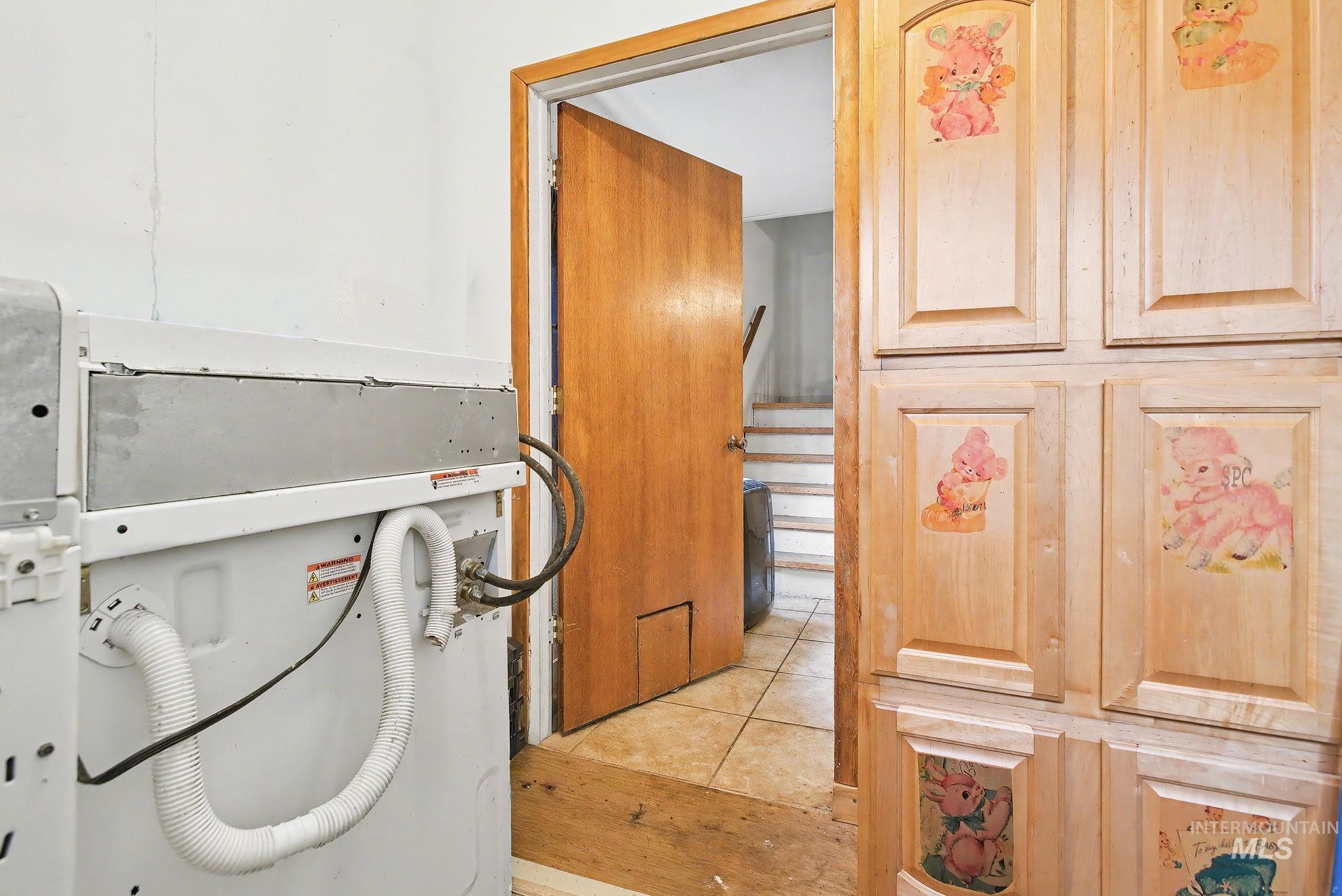 1250 Michigan Avenue, Orofino, Idaho 83544, 5 Bedrooms, 1 Bathroom, Residential For Sale, Price $189,000,MLS 98979479