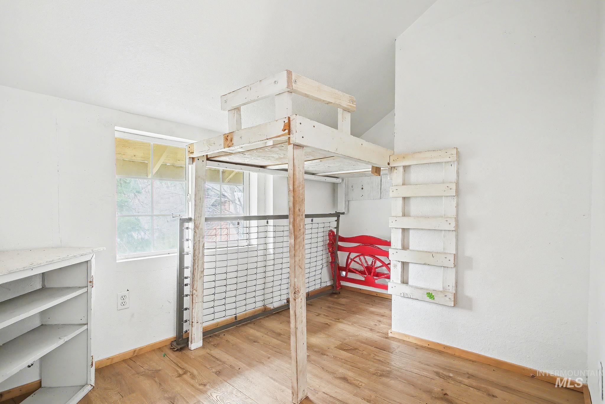 1250 Michigan Avenue, Orofino, Idaho 83544, 5 Bedrooms, 1 Bathroom, Residential For Sale, Price $189,000,MLS 98979479