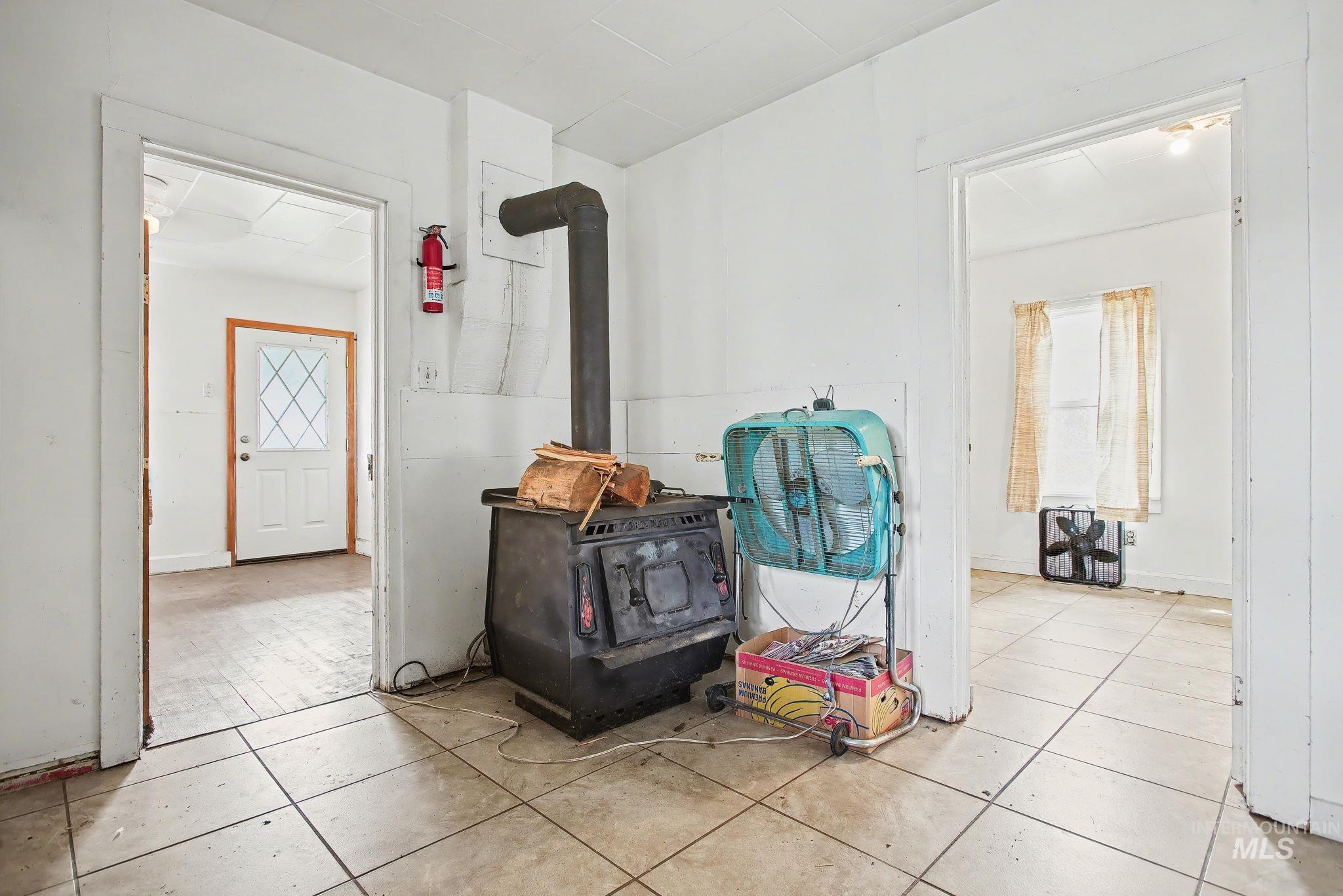 1250 Michigan Avenue, Orofino, Idaho 83544, 5 Bedrooms, 1 Bathroom, Residential For Sale, Price $189,000,MLS 98979479