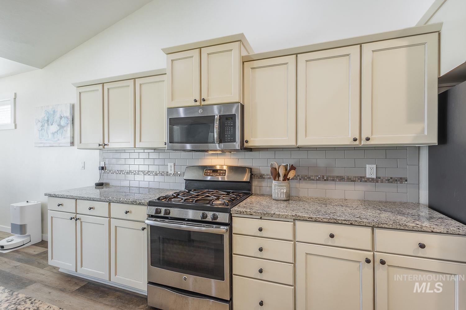 1332 W Raelin Dr, Nampa, Idaho 83686, 4 Bedrooms, 3 Bathrooms, Residential For Sale, Price $549,900, 98979480