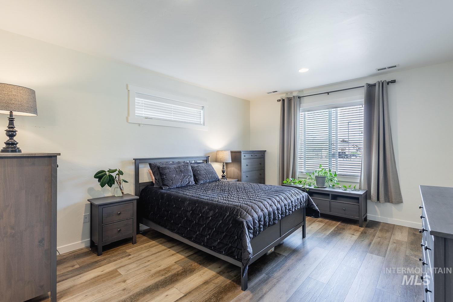 1332 W Raelin Dr, Nampa, Idaho 83686, 4 Bedrooms, 3 Bathrooms, Residential For Sale, Price $549,900, 98979480