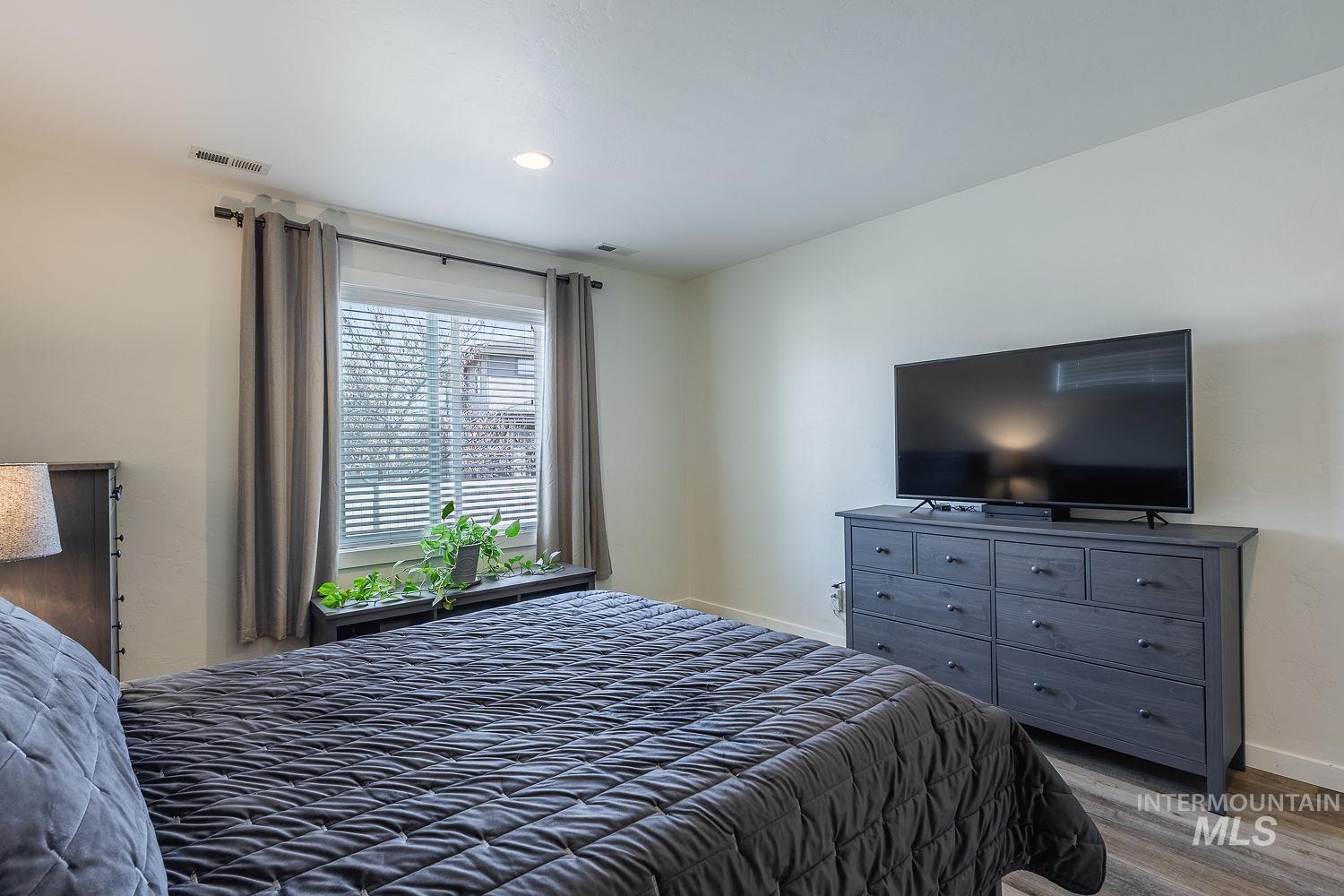 1332 W Raelin Dr, Nampa, Idaho 83686, 4 Bedrooms, 3 Bathrooms, Residential For Sale, Price $549,900, 98979480