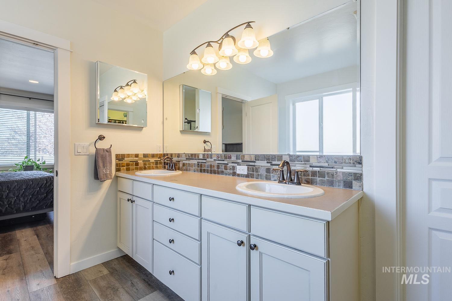 1332 W Raelin Dr, Nampa, Idaho 83686, 4 Bedrooms, 3 Bathrooms, Residential For Sale, Price $549,900, 98979480