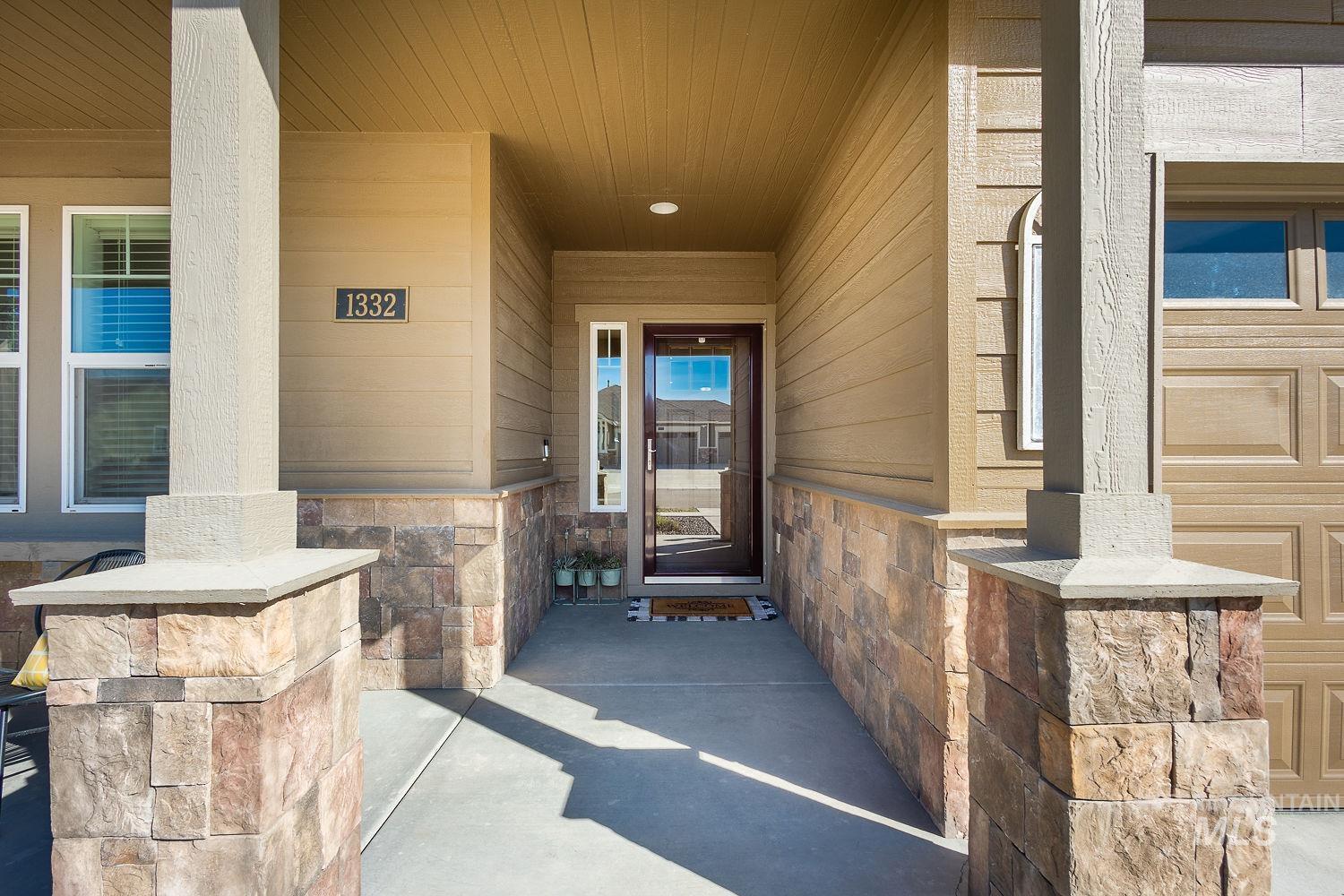 1332 W Raelin Dr, Nampa, Idaho 83686, 4 Bedrooms, 3 Bathrooms, Residential For Sale, Price $549,900, 98979480