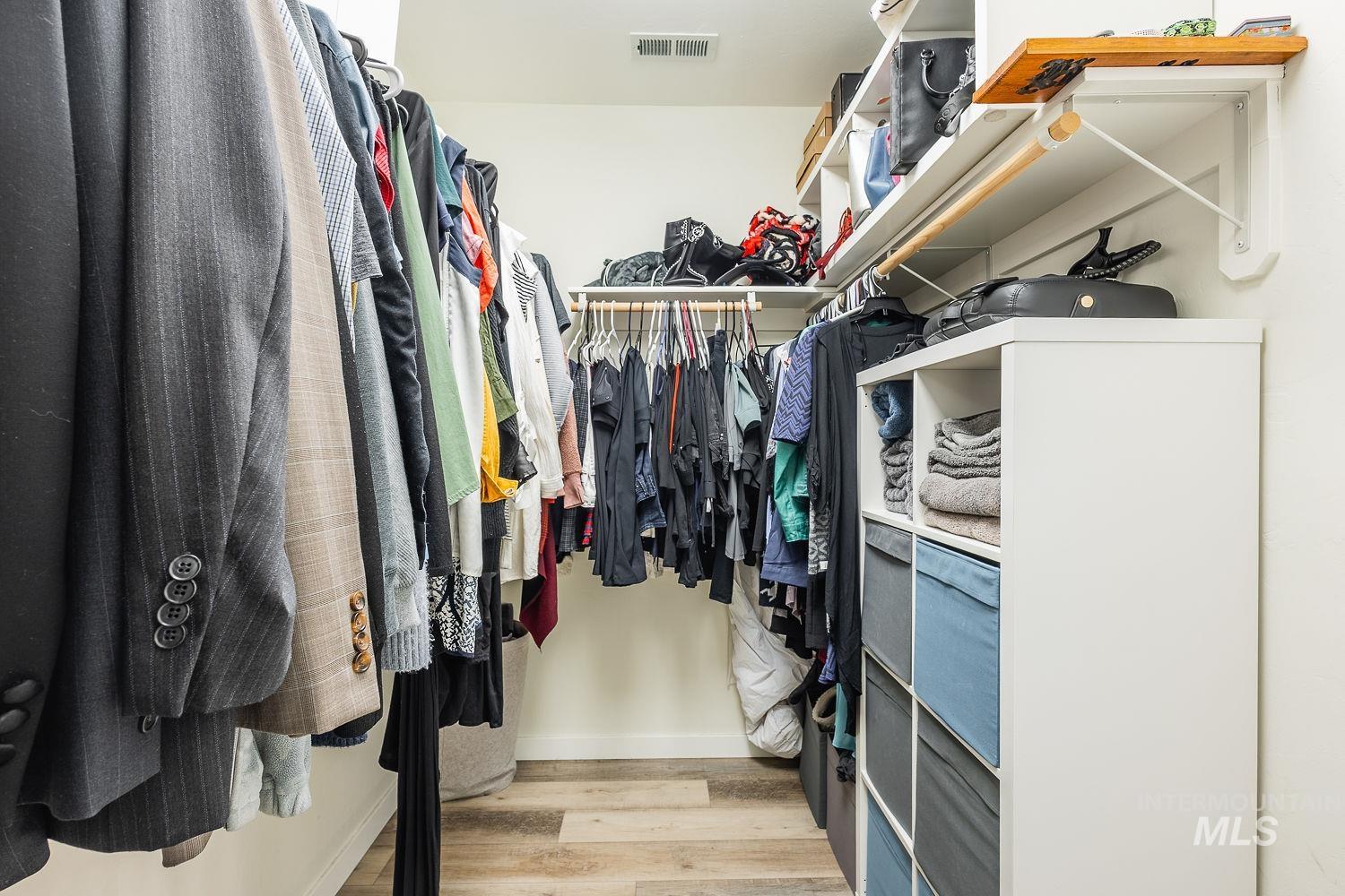 1332 W Raelin Dr, Nampa, Idaho 83686, 4 Bedrooms, 3 Bathrooms, Residential For Sale, Price $549,900, 98979480