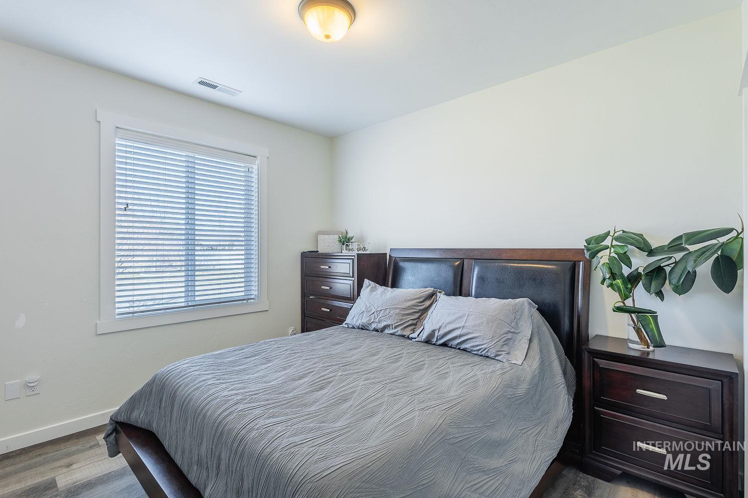 1332 W Raelin Dr, Nampa, Idaho 83686, 4 Bedrooms, 3 Bathrooms, Residential For Sale, Price $549,900, 98979480