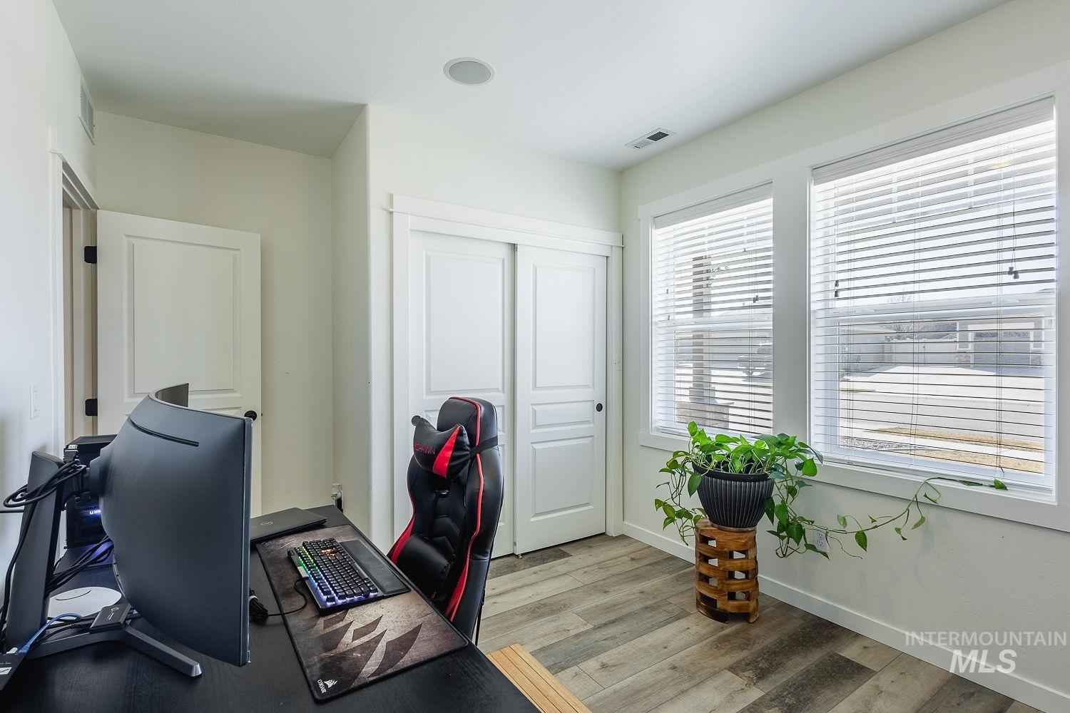 1332 W Raelin Dr, Nampa, Idaho 83686, 4 Bedrooms, 3 Bathrooms, Residential For Sale, Price $549,900, 98979480