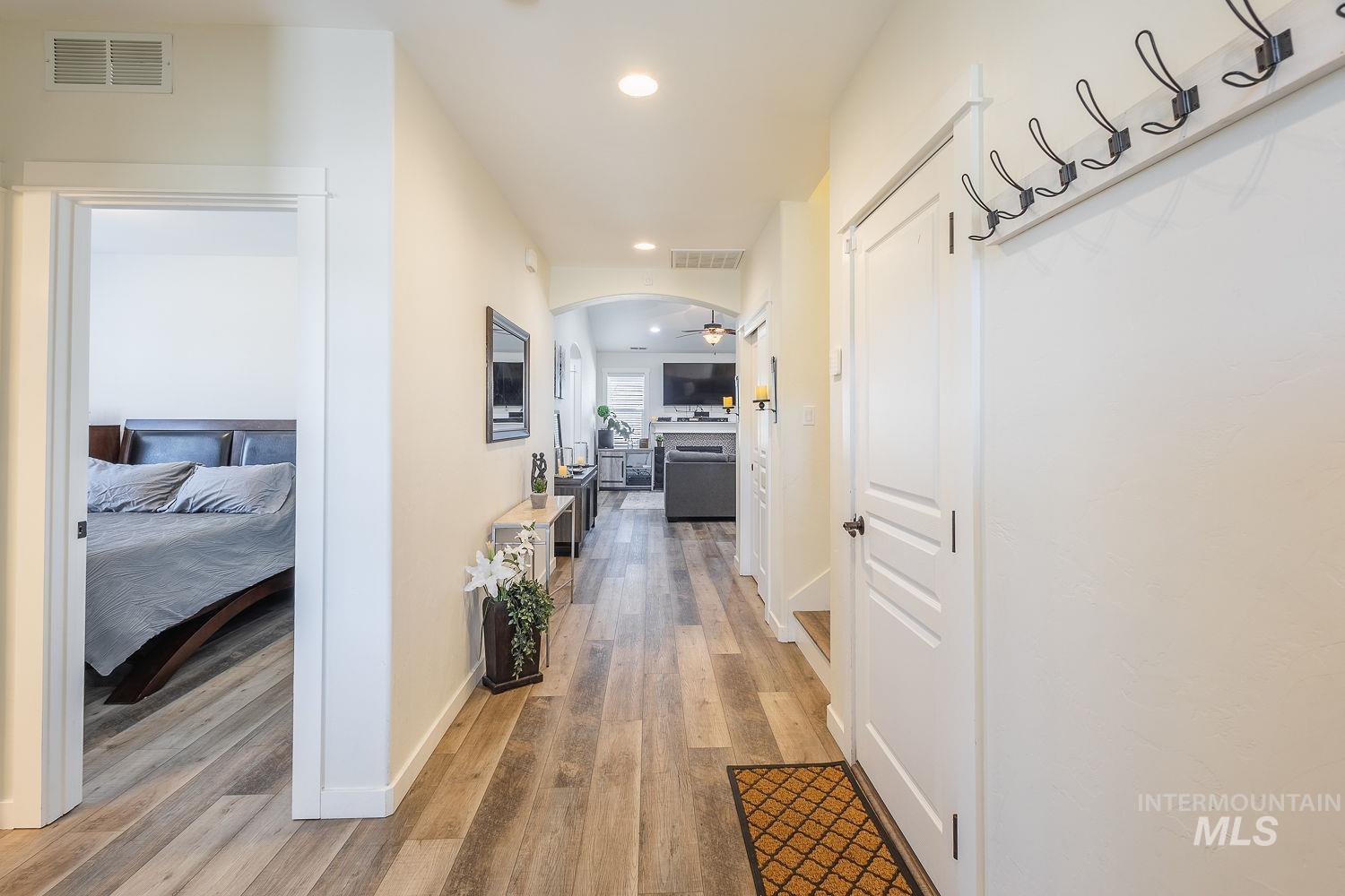 1332 W Raelin Dr, Nampa, Idaho 83686, 4 Bedrooms, 3 Bathrooms, Residential For Sale, Price $549,900, 98979480