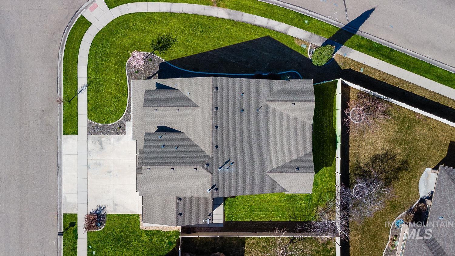 1332 W Raelin Dr, Nampa, Idaho 83686, 4 Bedrooms, 3 Bathrooms, Residential For Sale, Price $549,900, 98979480