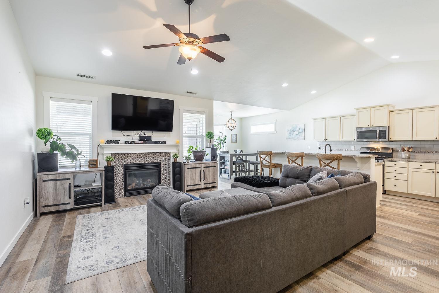 1332 W Raelin Dr, Nampa, Idaho 83686, 4 Bedrooms, 3 Bathrooms, Residential For Sale, Price $549,900, 98979480