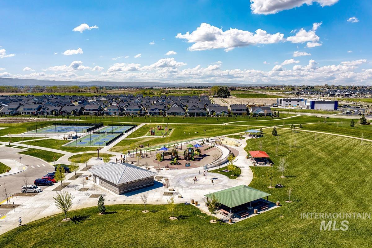 2901 E Mardia St, Meridian, Idaho 83642, 4 Bedrooms, 3.5 Bathrooms, Residential For Sale, Price $1,207,146,MLS 98979481