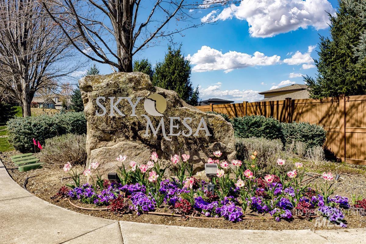 2901 E Mardia St, Meridian, Idaho 83642, 4 Bedrooms, 3.5 Bathrooms, Residential For Sale, Price $1,207,146,MLS 98979481
