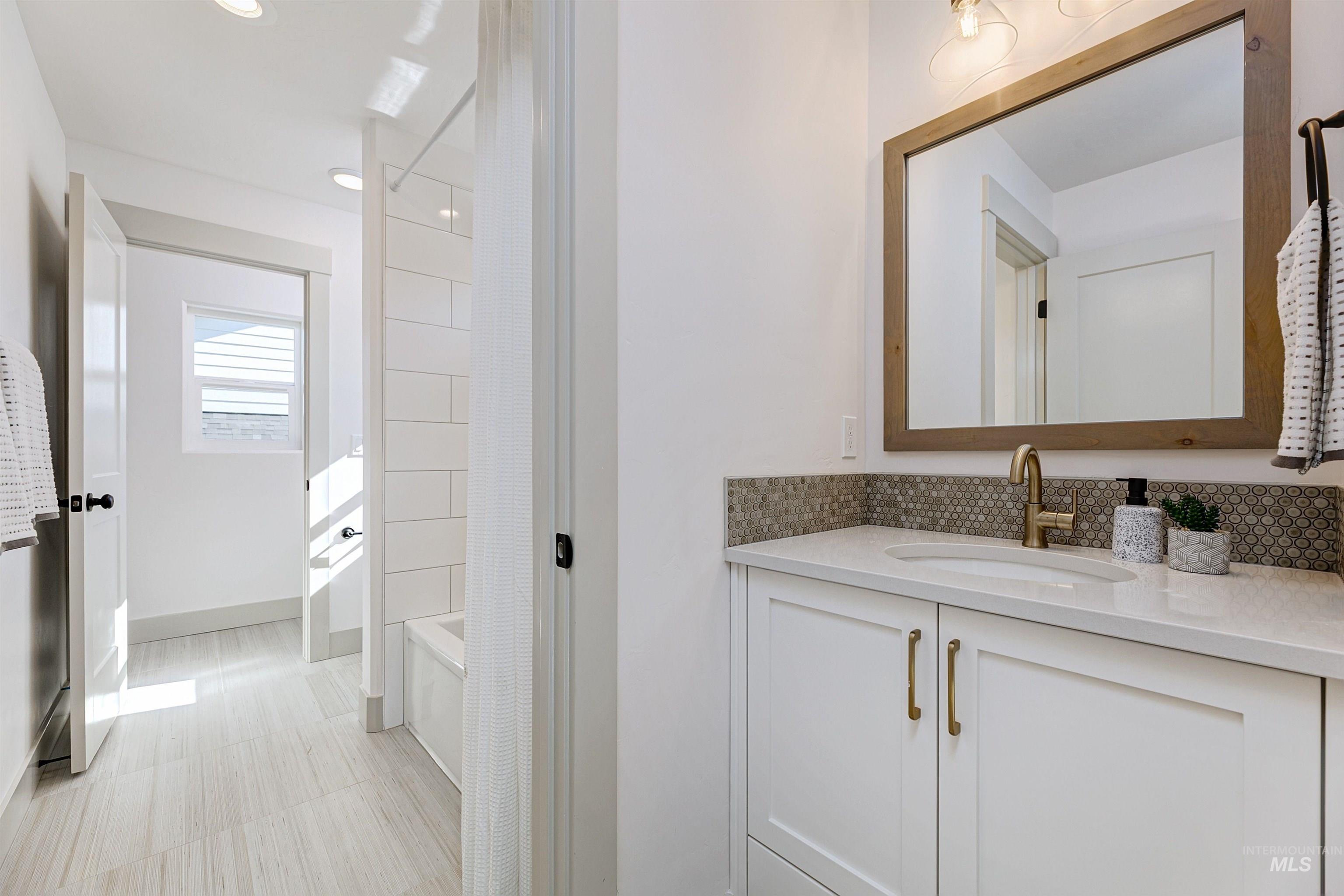 2864 E Mardia St, Meridian, Idaho 83642, 5 Bedrooms, 4 Bathrooms, Residential For Sale, Price $893,400, 98979484