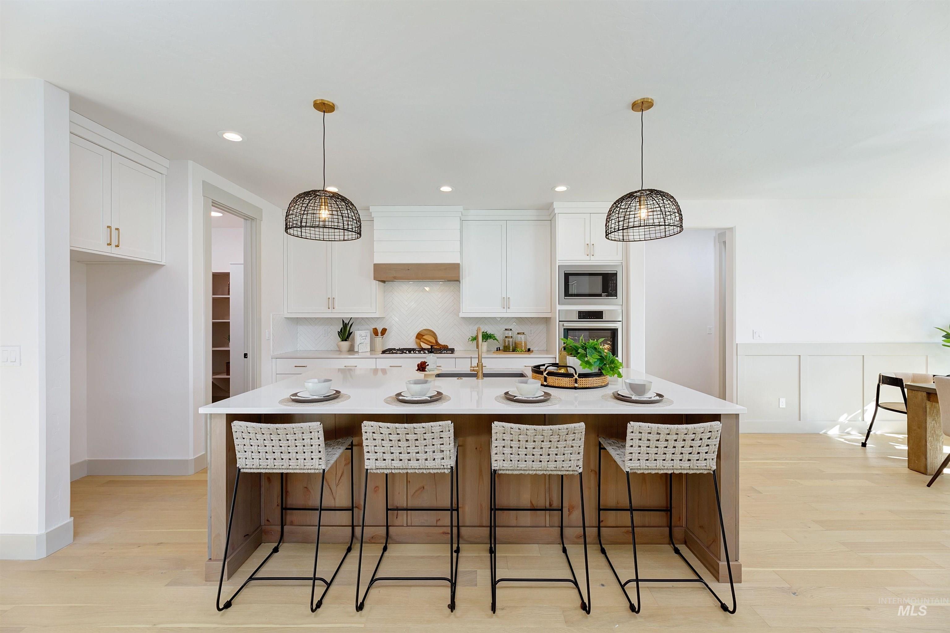 2864 E Mardia St, Meridian, Idaho 83642, 5 Bedrooms, 4 Bathrooms, Residential For Sale, Price $893,400, 98979484