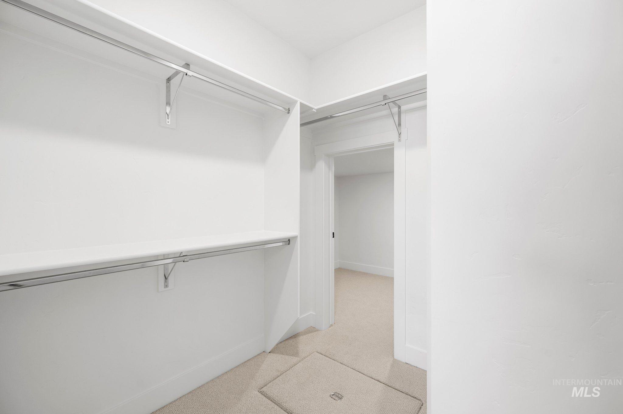 2864 E Mardia St, Meridian, Idaho 83642, 5 Bedrooms, 4 Bathrooms, Residential For Sale, Price $893,400, 98979484