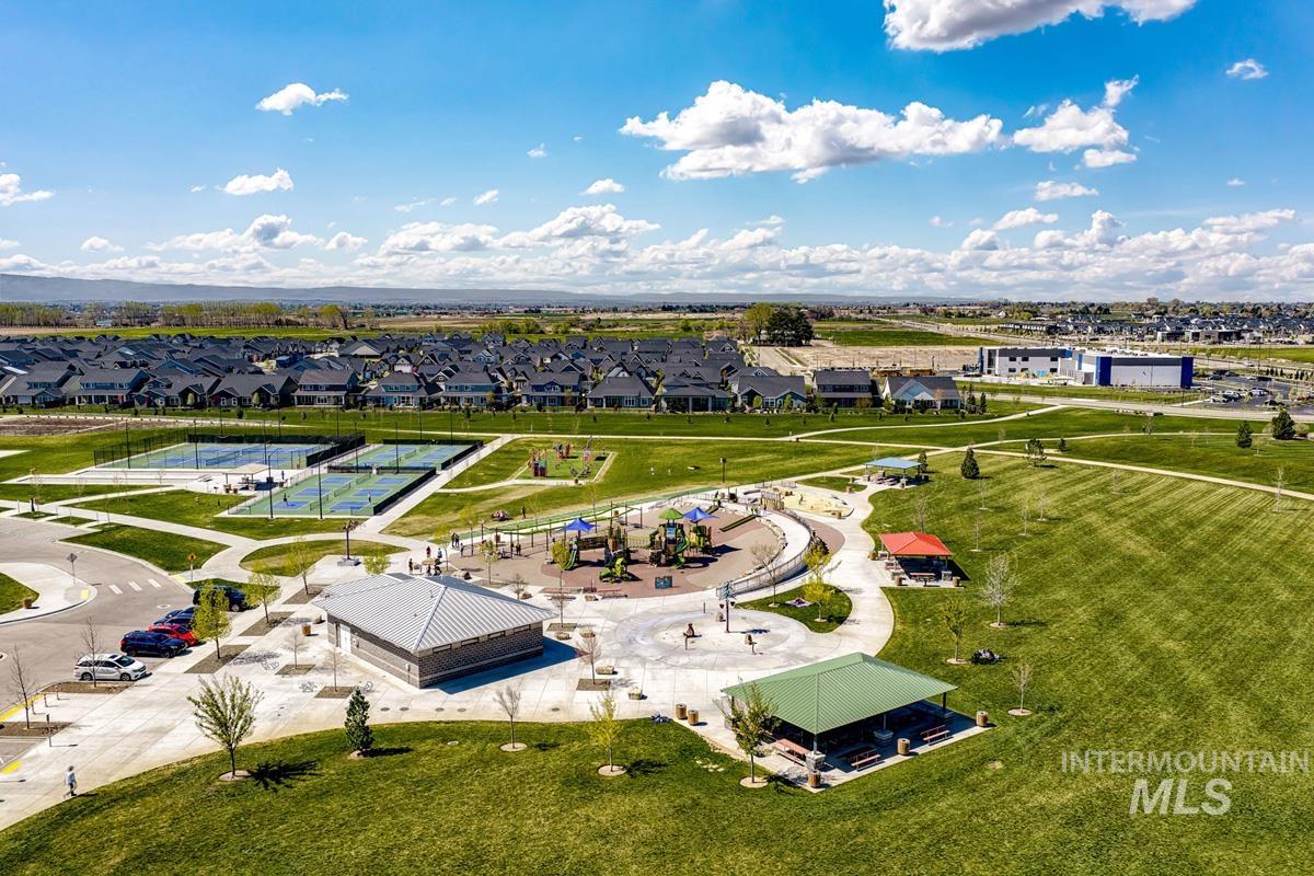 2864 E Mardia St, Meridian, Idaho 83642, 5 Bedrooms, 4 Bathrooms, Residential For Sale, Price $893,400,MLS 98979484
