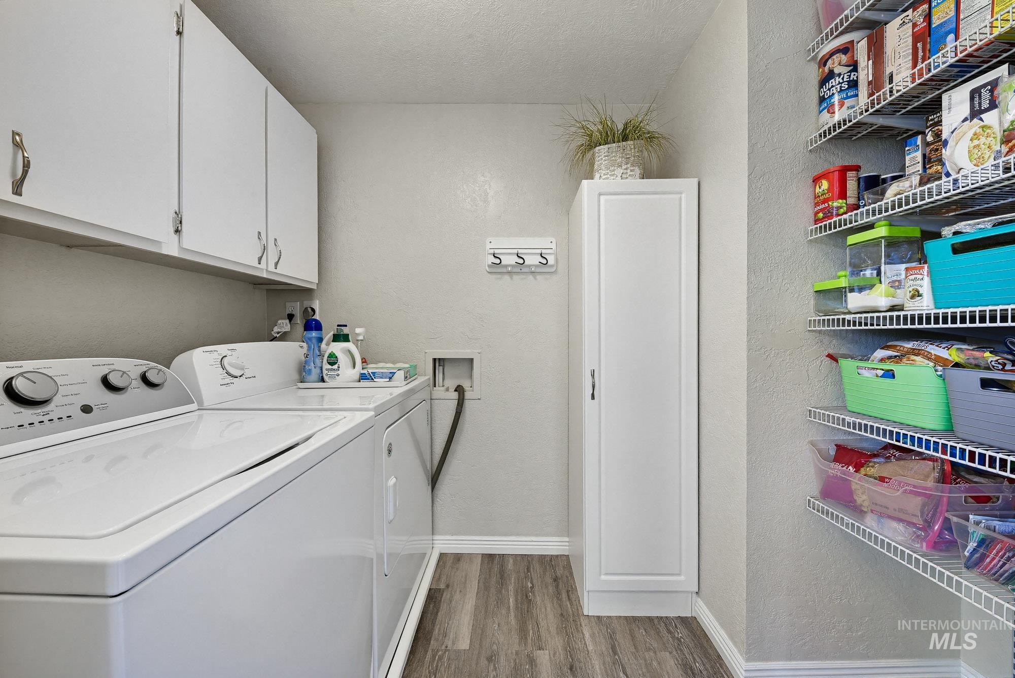 13042 S Ocotillo Dr, Kuna, Idaho 83634, 2 Bedrooms, 2 Bathrooms, Residential For Sale, Price $525,000, 98979485