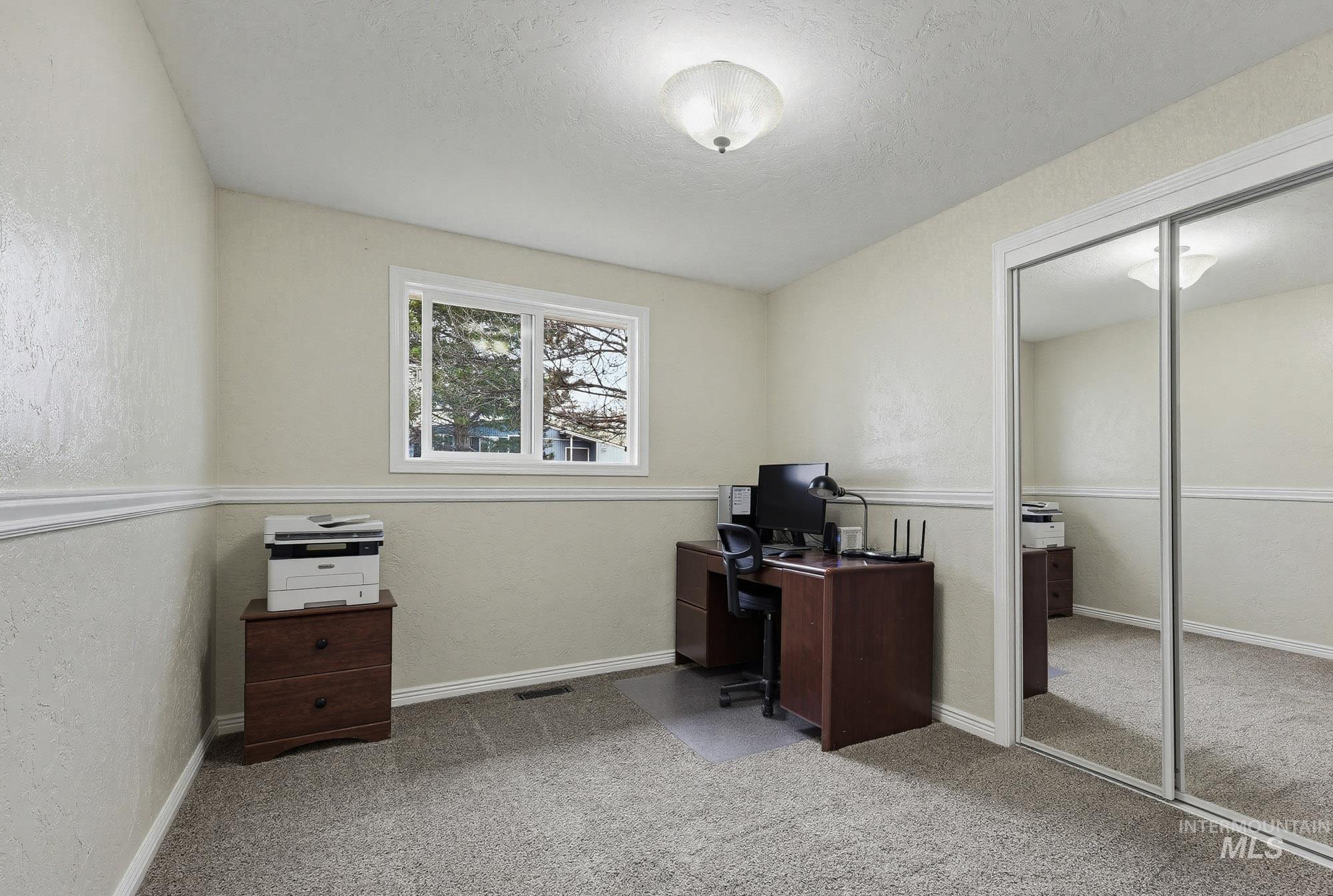 13042 S Ocotillo Dr, Kuna, Idaho 83634, 2 Bedrooms, 2 Bathrooms, Residential For Sale, Price $525,000, 98979485