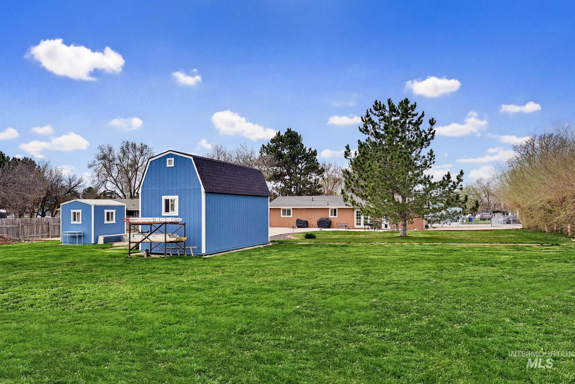 13042 S Ocotillo Dr, Kuna, Idaho 83634, 2 Bedrooms, 2 Bathrooms, Residential For Sale, Price $525,000, 98979485