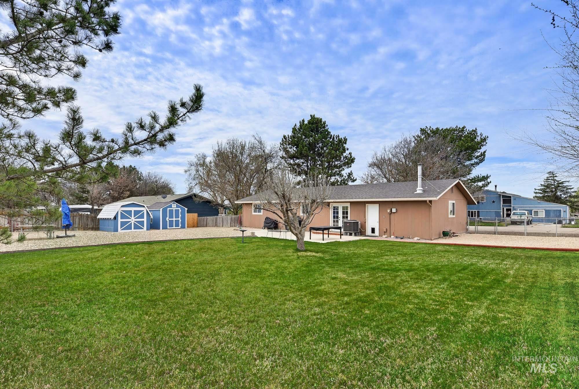 13042 S Ocotillo Dr, Kuna, Idaho 83634, 2 Bedrooms, 2 Bathrooms, Residential For Sale, Price $525,000, 98979485