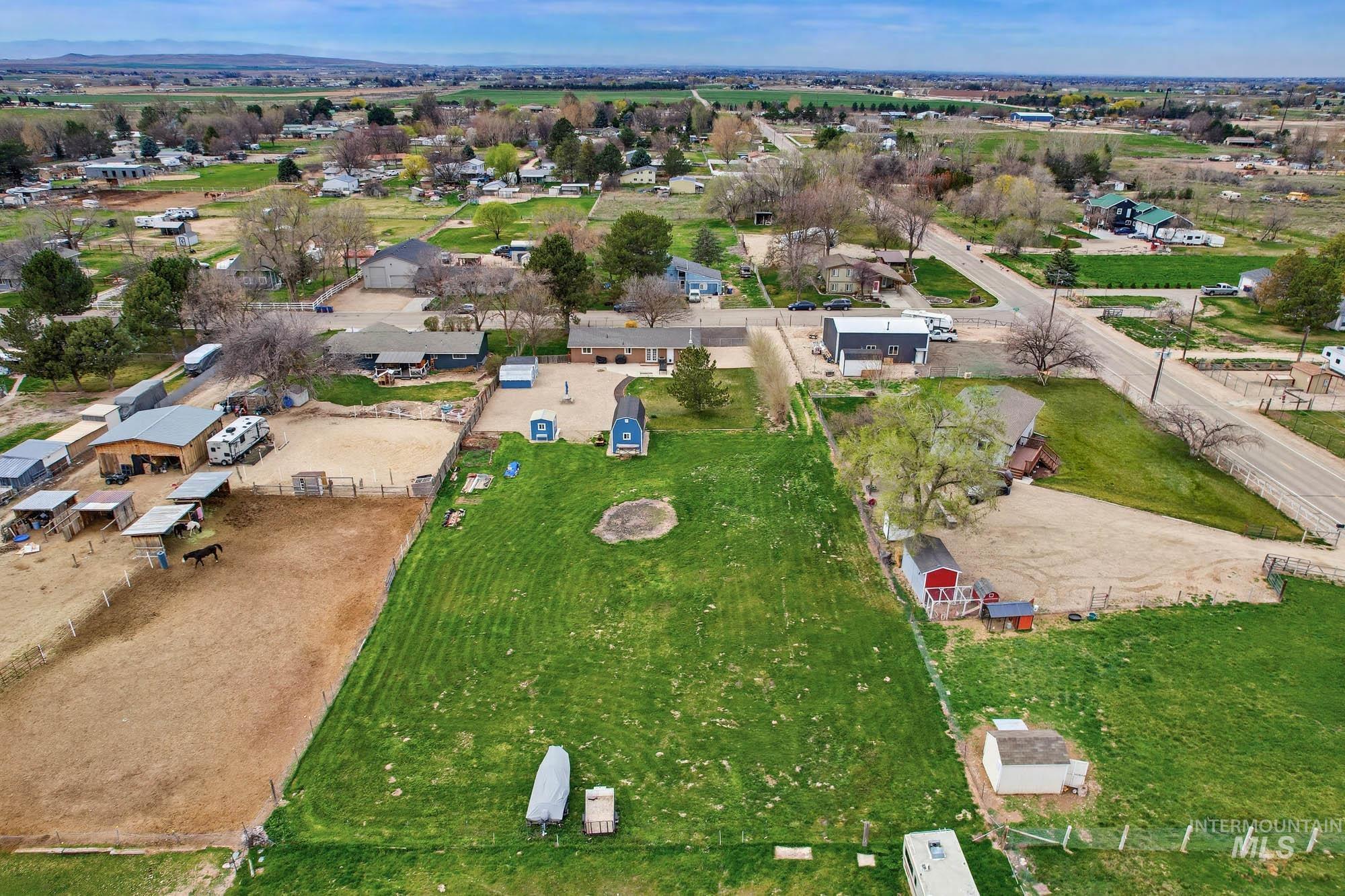 13042 S Ocotillo Dr, Kuna, Idaho 83634, 2 Bedrooms, 2 Bathrooms, Residential For Sale, Price $525,000, 98979485