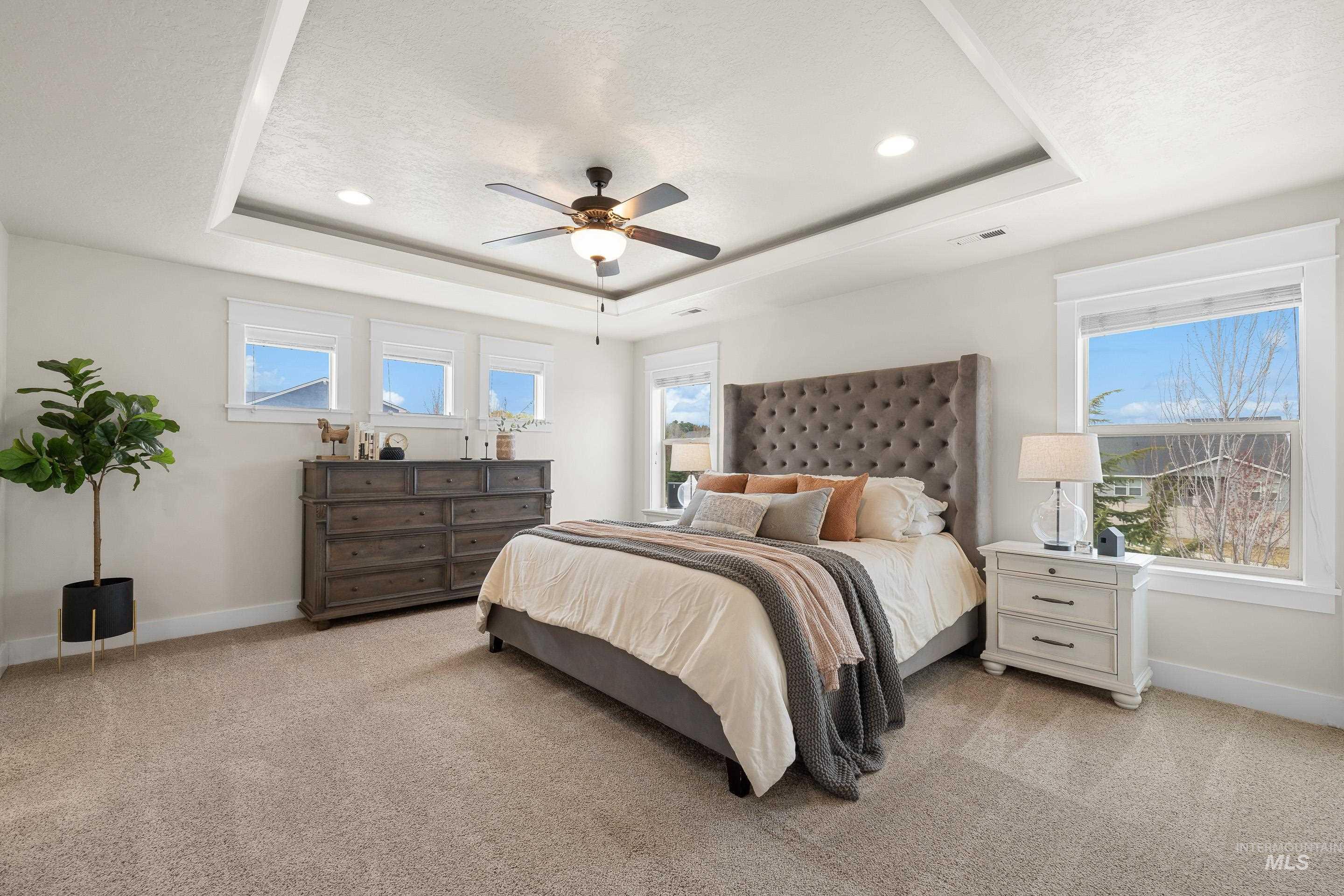 463 E Sicily Dr., Meridian, Idaho 83642, 5 Bedrooms, 3.5 Bathrooms, Residential For Sale, Price $814,900, 98979487