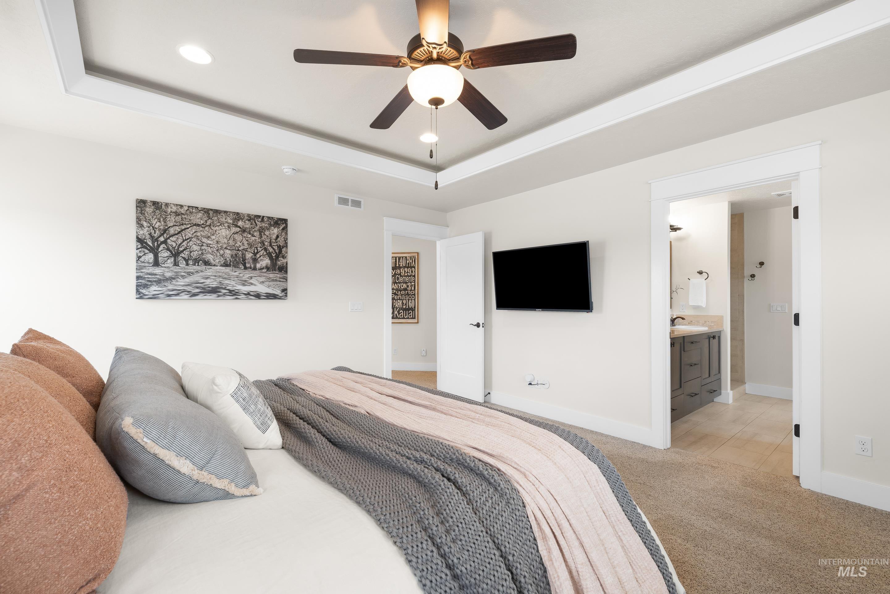 463 E Sicily Dr., Meridian, Idaho 83642, 5 Bedrooms, 3.5 Bathrooms, Residential For Sale, Price $814,900, 98979487