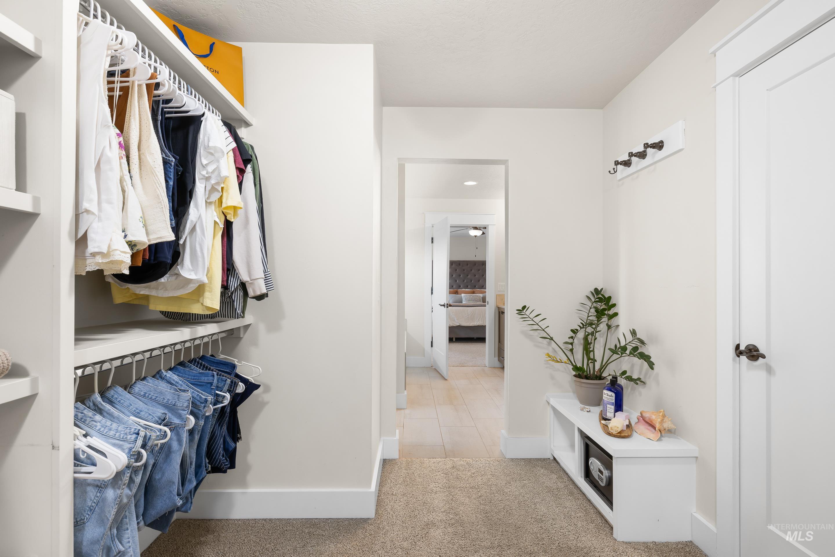 463 E Sicily Dr., Meridian, Idaho 83642, 5 Bedrooms, 3.5 Bathrooms, Residential For Sale, Price $814,900, 98979487