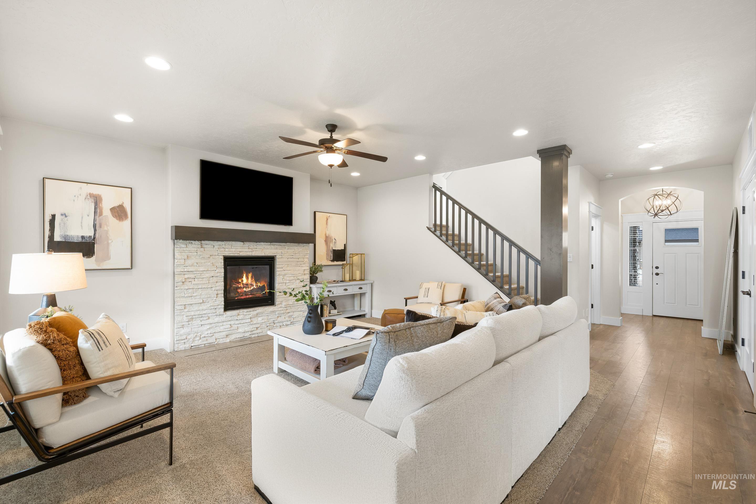 463 E Sicily Dr., Meridian, Idaho 83642, 5 Bedrooms, 3.5 Bathrooms, Residential For Sale, Price $814,900, 98979487