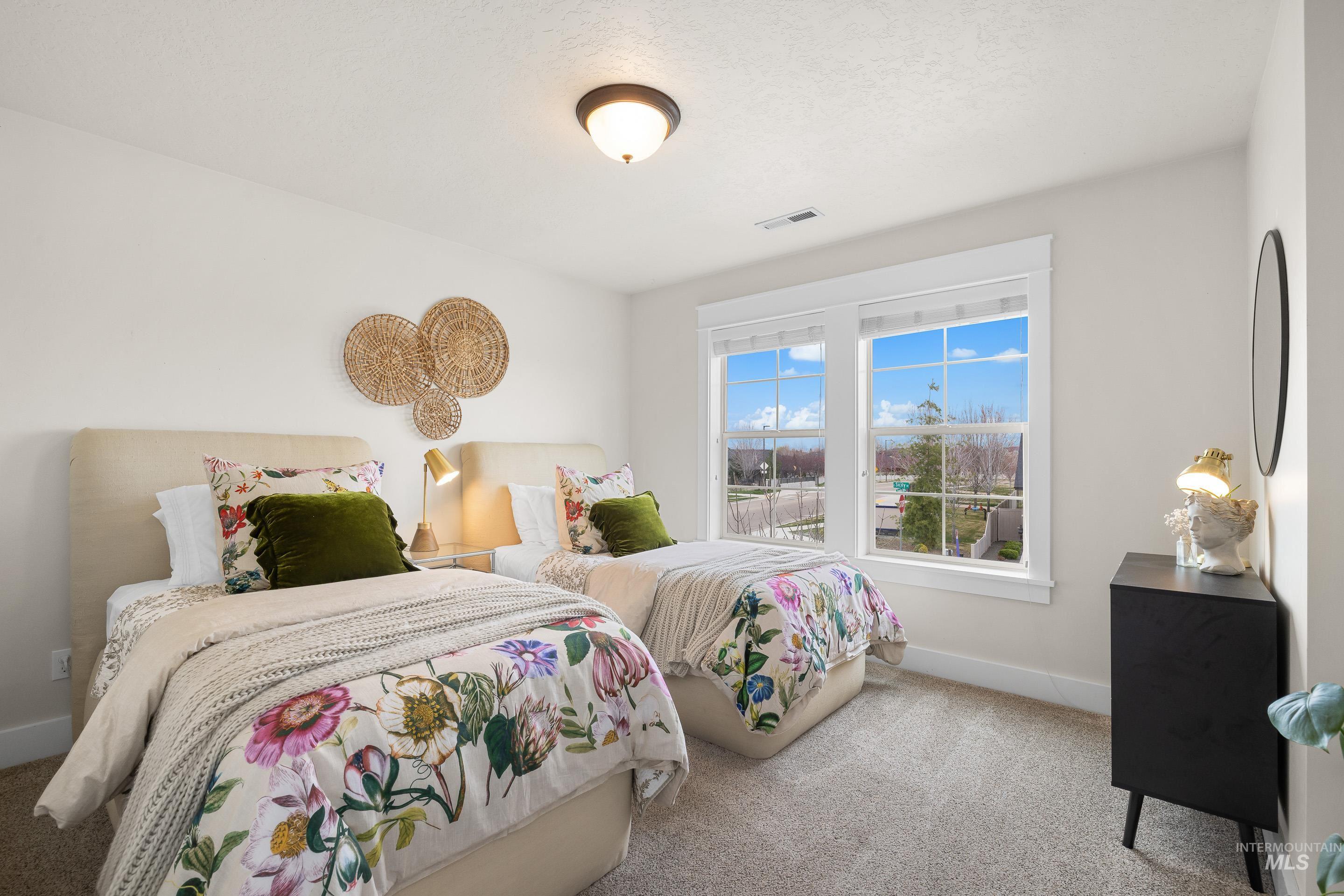 463 E Sicily Dr., Meridian, Idaho 83642, 5 Bedrooms, 3.5 Bathrooms, Residential For Sale, Price $814,900, 98979487