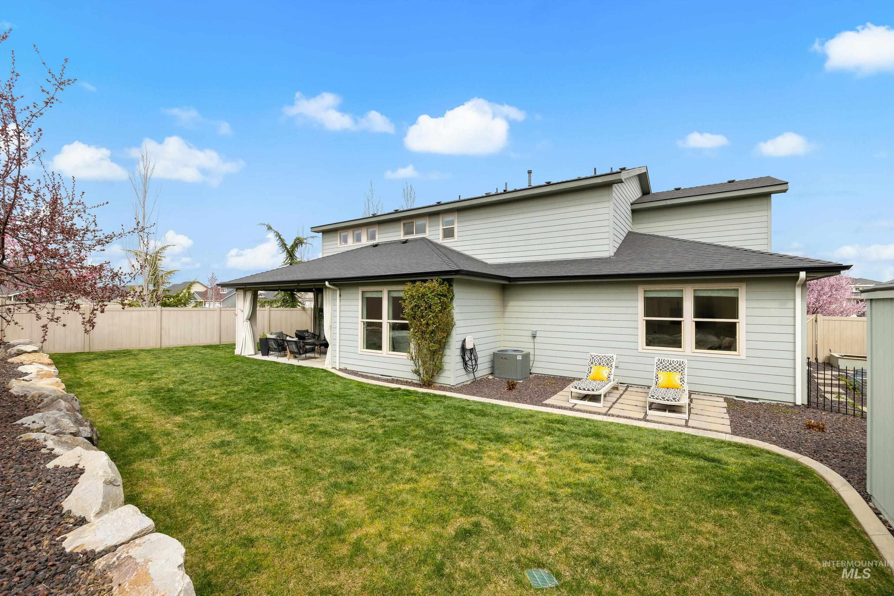 463 E Sicily Dr., Meridian, Idaho 83642, 5 Bedrooms, 3.5 Bathrooms, Residential For Sale, Price $814,900, 98979487