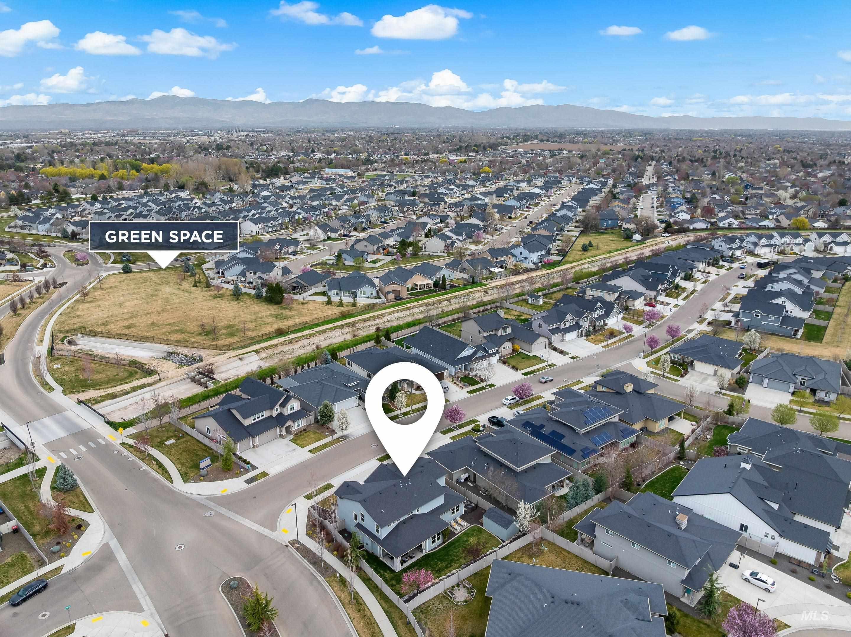 463 E Sicily Dr., Meridian, Idaho 83642, 5 Bedrooms, 3.5 Bathrooms, Residential For Sale, Price $814,900, 98979487