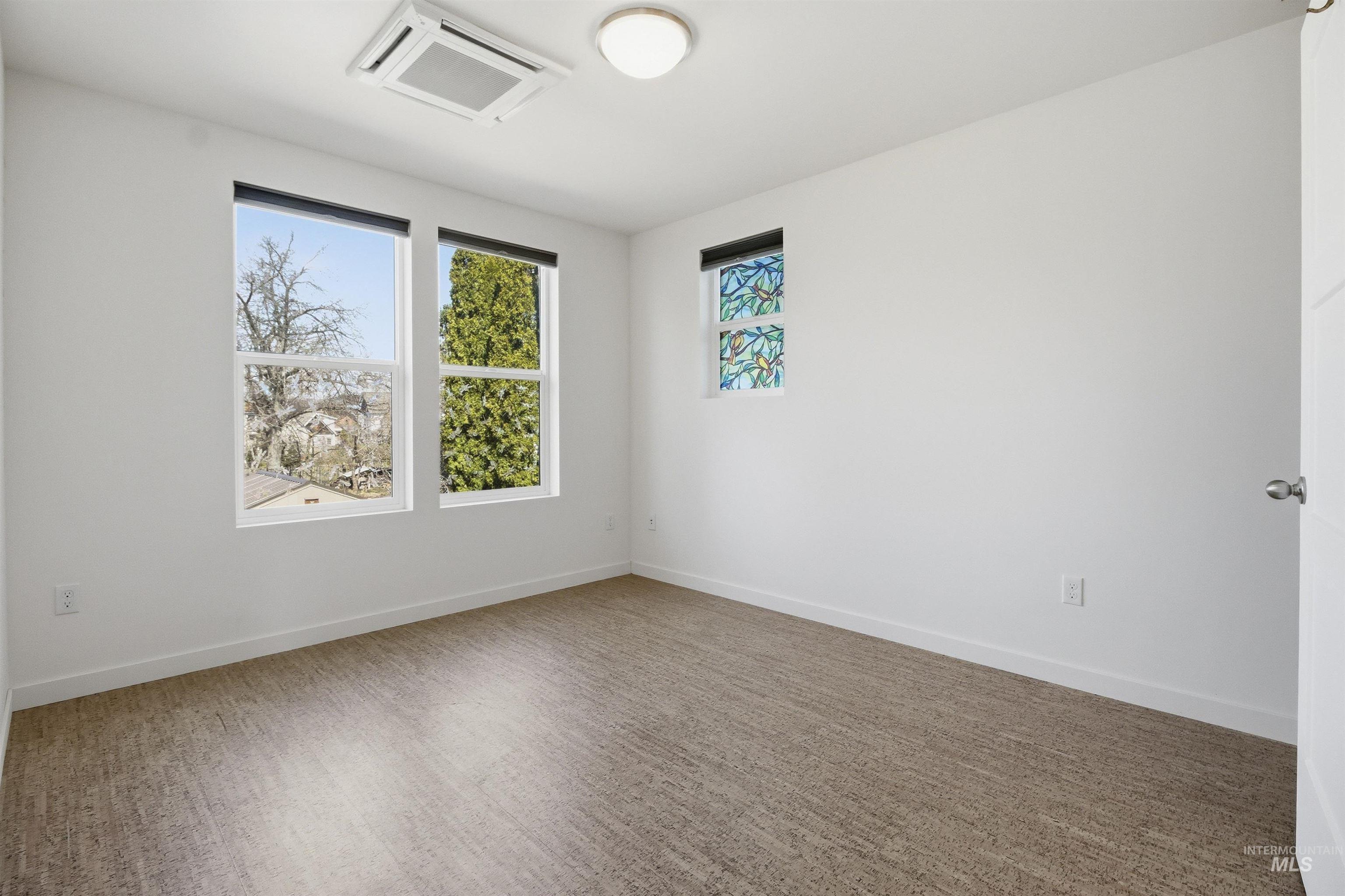 856 E 8th St., Moscow, Idaho 83843, 3 Bedrooms, 2 Bathrooms, Residential For Sale, Price $525,000, 98979488