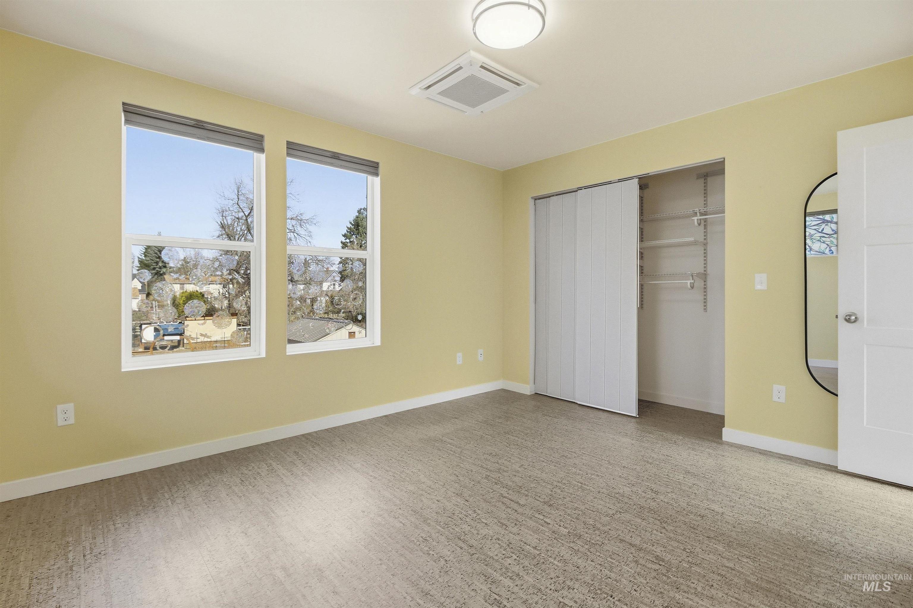 856 E 8th St., Moscow, Idaho 83843, 3 Bedrooms, 2 Bathrooms, Residential For Sale, Price $525,000, 98979488