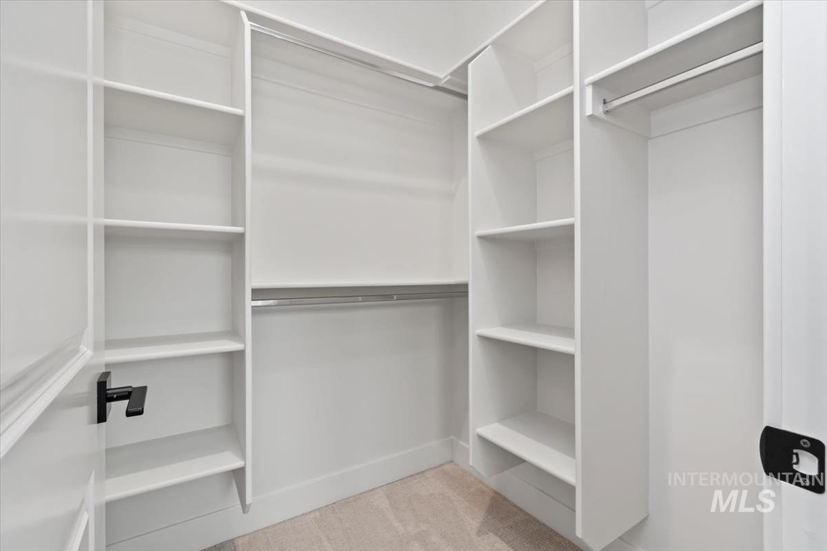 11337 S Corbalis Ln., Kuna, Idaho 83634, 3 Bedrooms, 2 Bathrooms, Residential For Sale, Price $599,990, 98979490